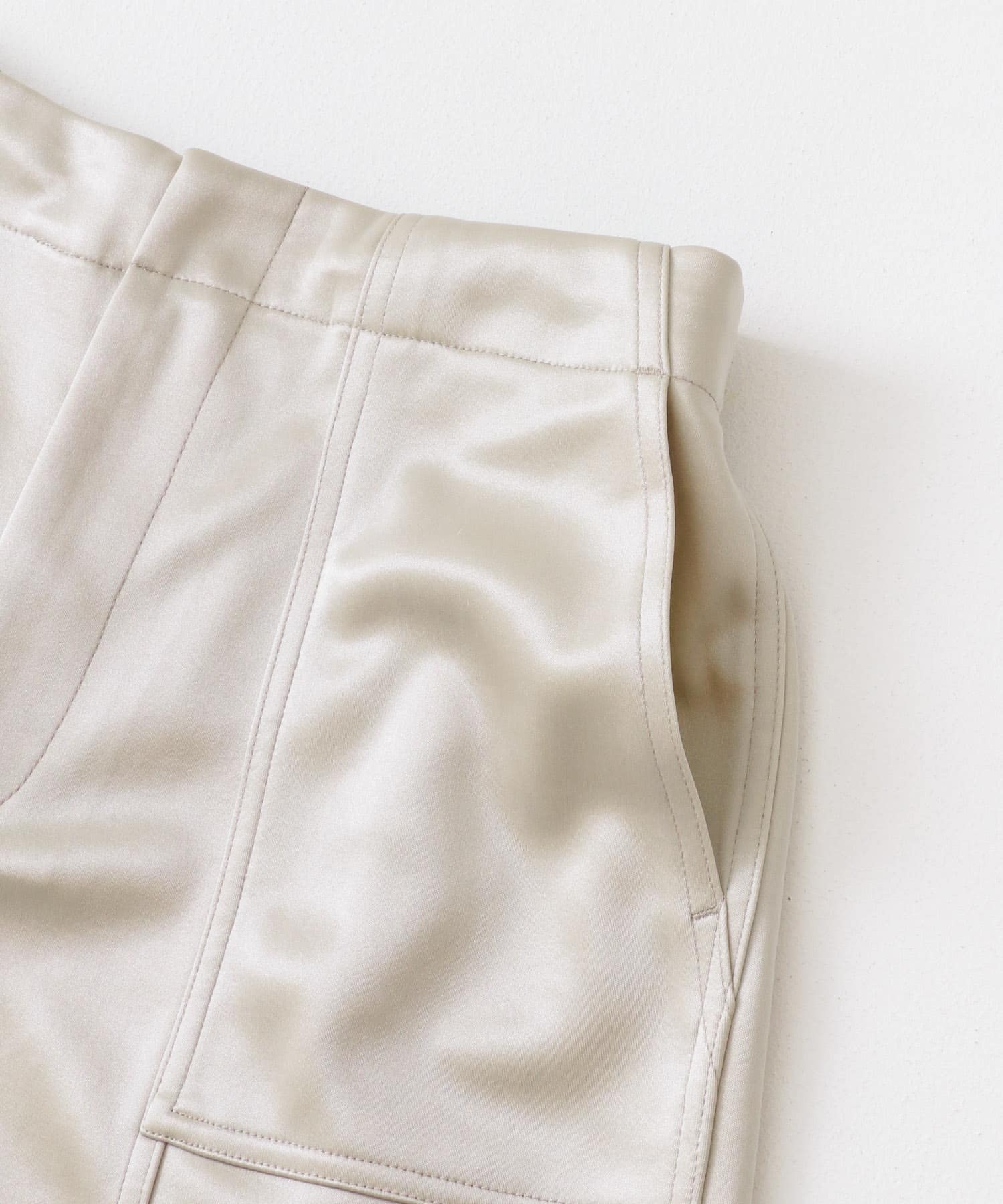 シャイニーカットカーゴパンツ GREIGE S