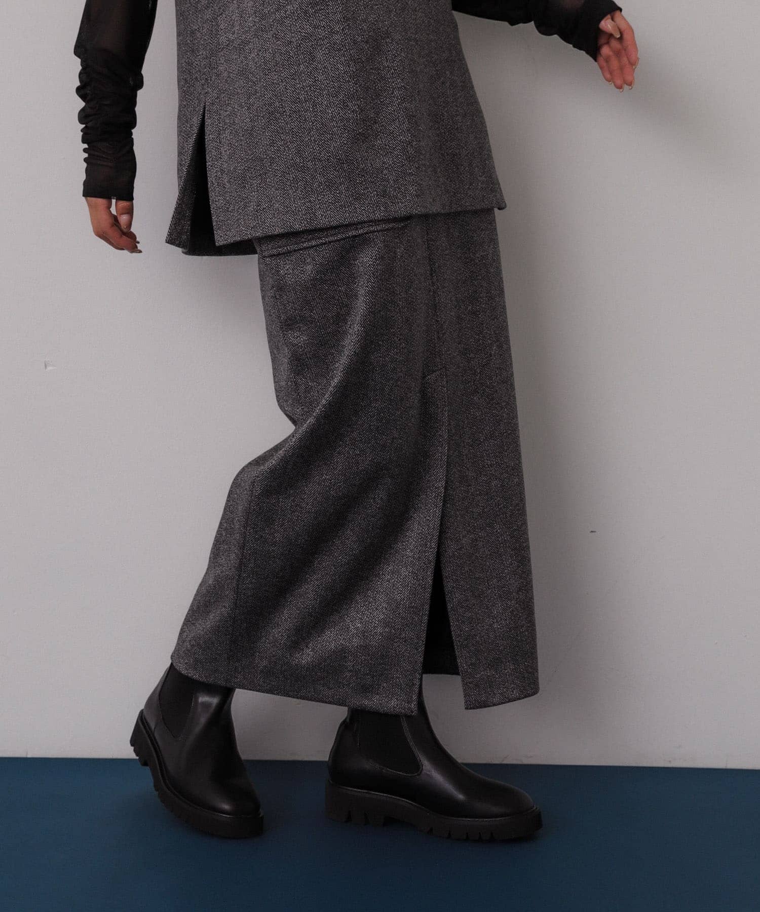 BLK×WHT