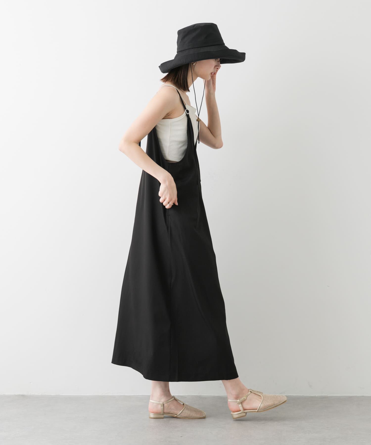 身長：169cm サイズ：one