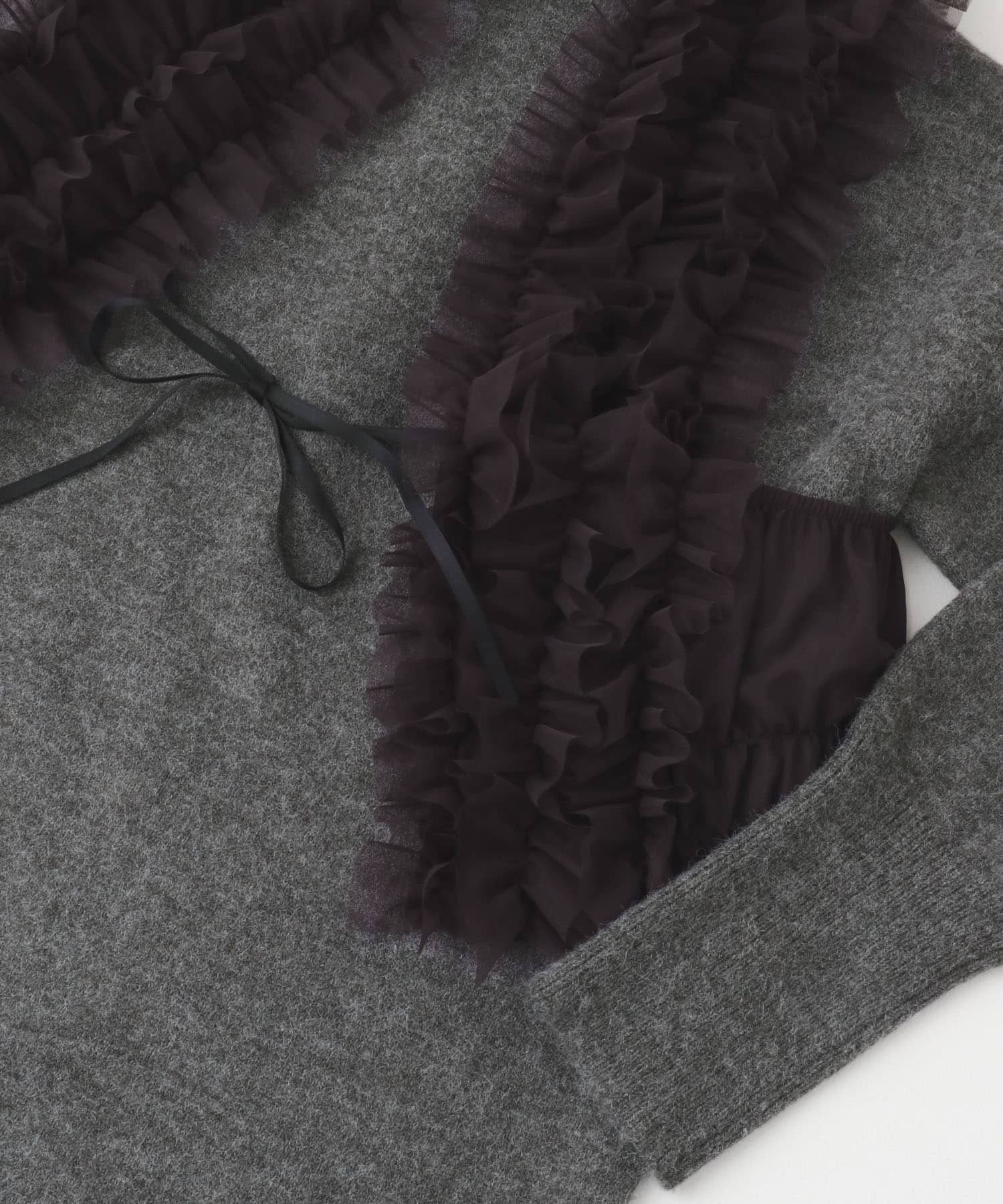 チュールベストレイヤードニットワンピース CHARCOAL one