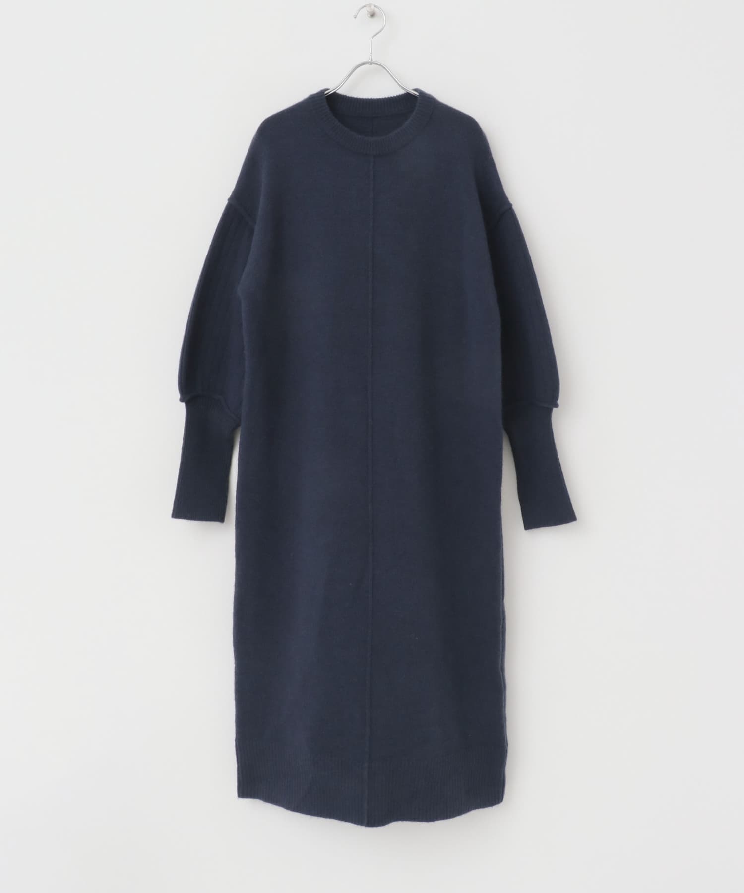 『WEB/一部店舗限定』センターシームサムホールニットワンピース NAVY one