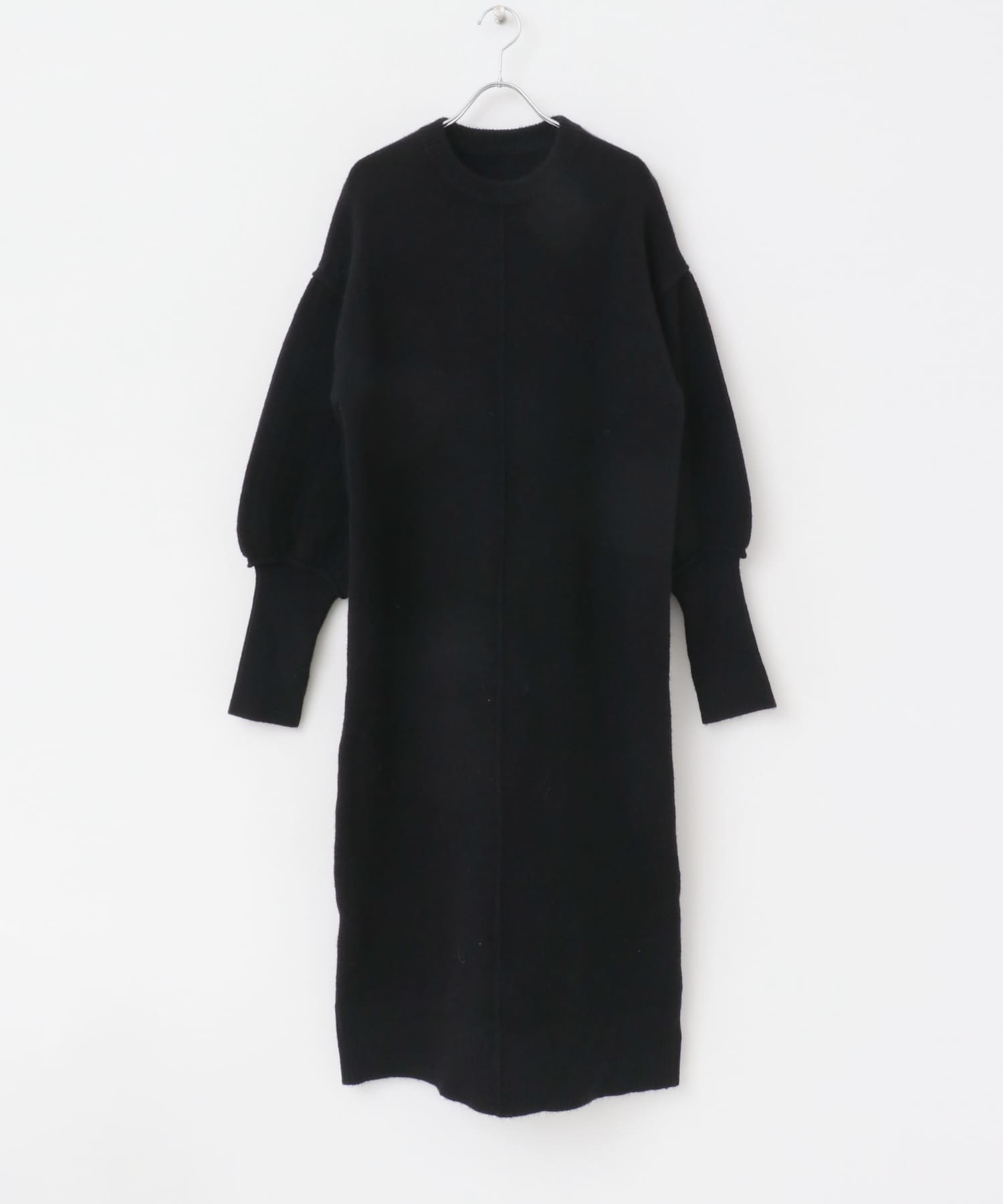 『WEB/一部店舗限定』センターシームサムホールニットワンピース BLACK one