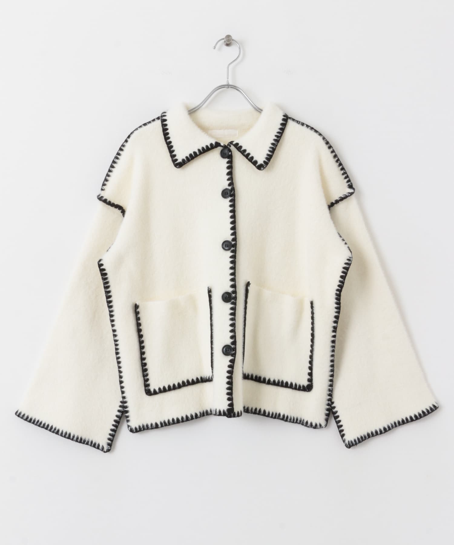 OFF WHITE