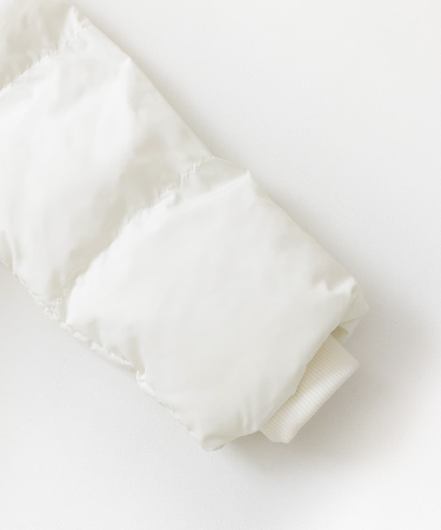 フーデット2wayショートダウン OFF WHITE one