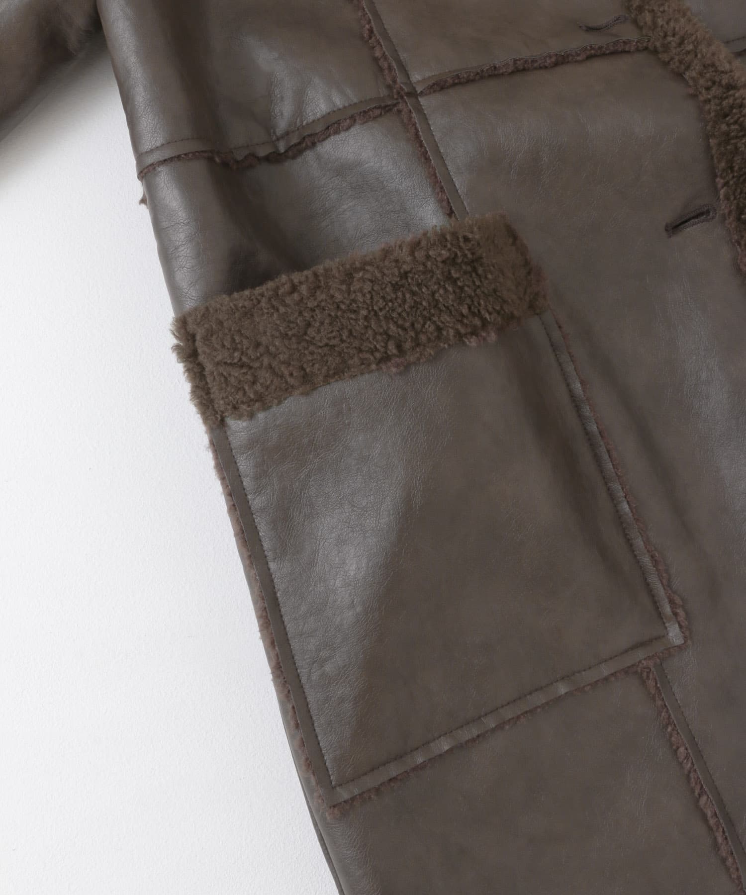 リバーシブルレザーライクボアジャケット BROWN one