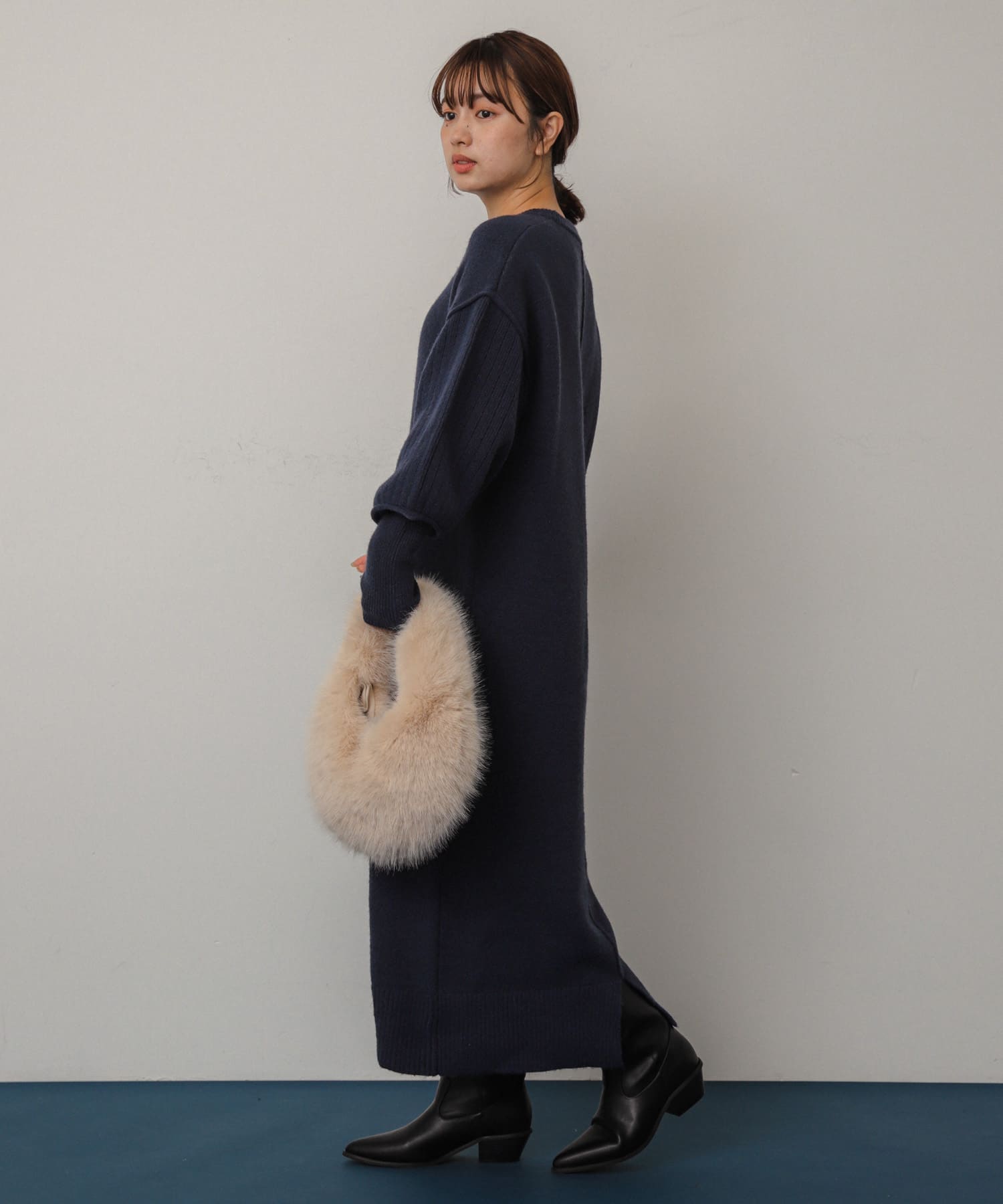 ファーラウンドバッグ BEIGE one