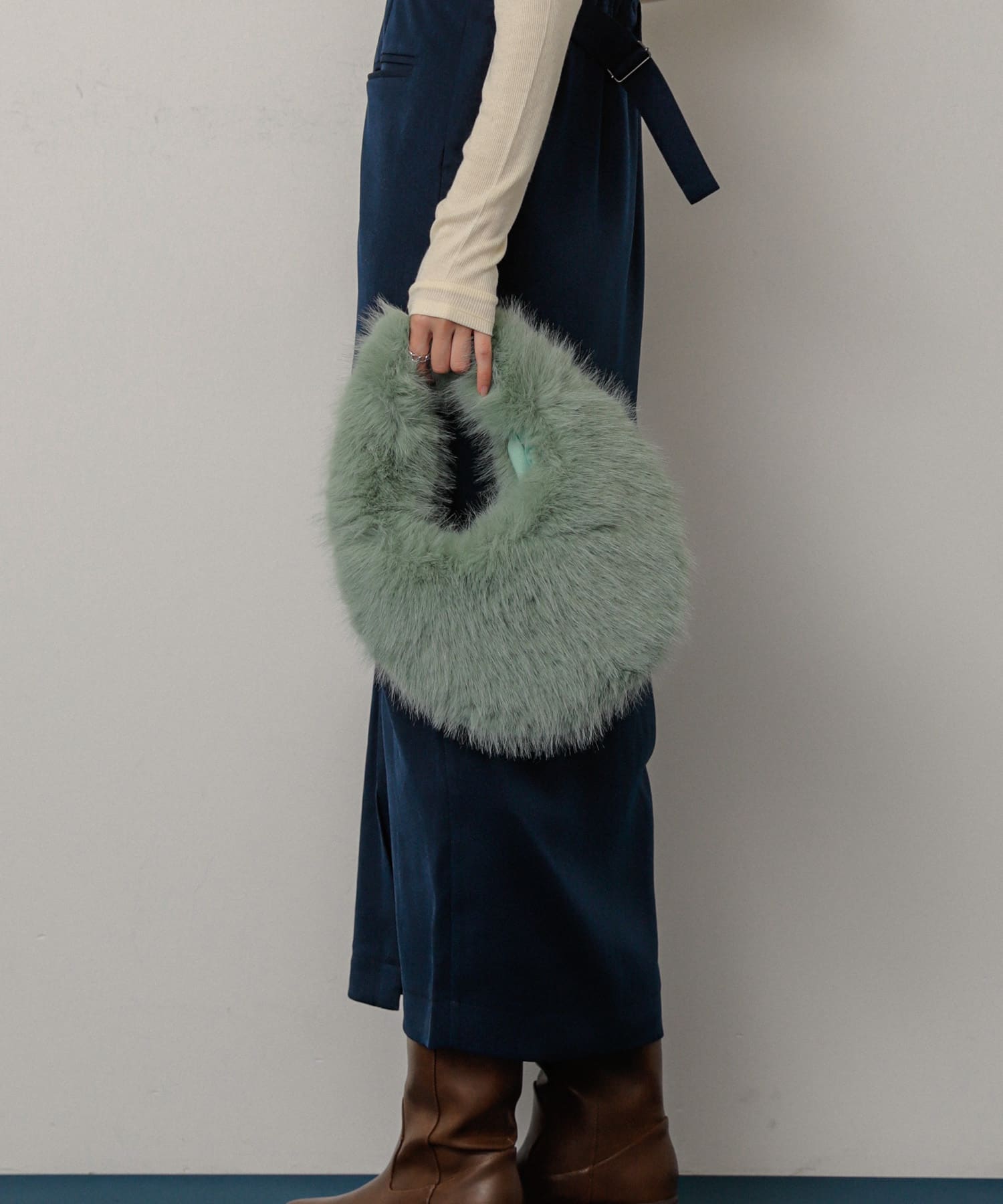 ファーラウンドバッグ MINT one