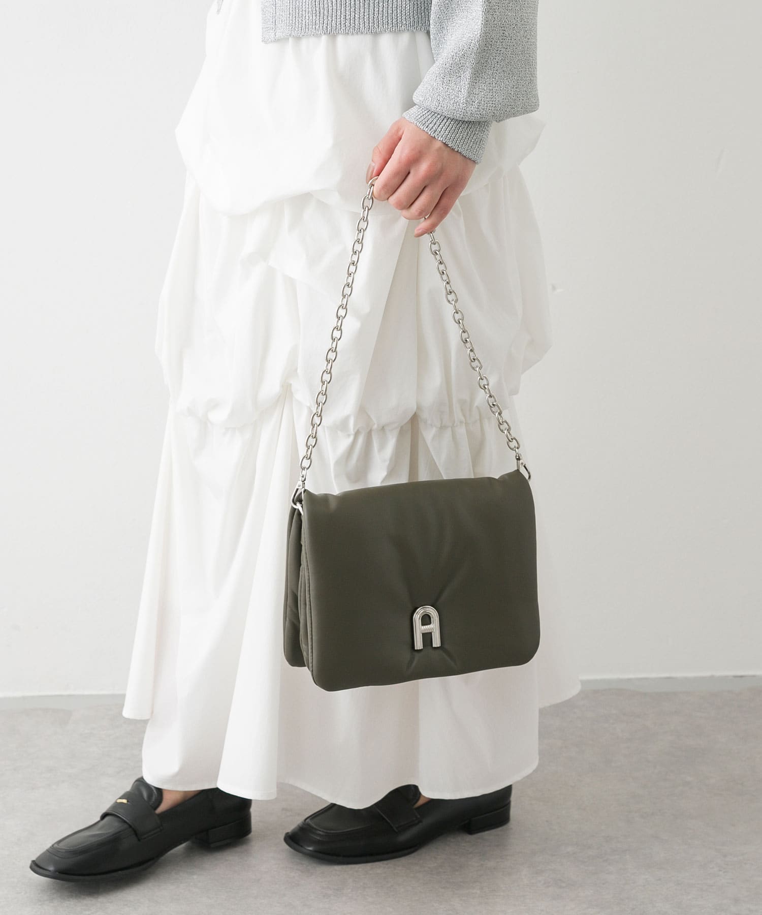 『一部WEB限定カラー』チェーンパフバッグ KHAKI one