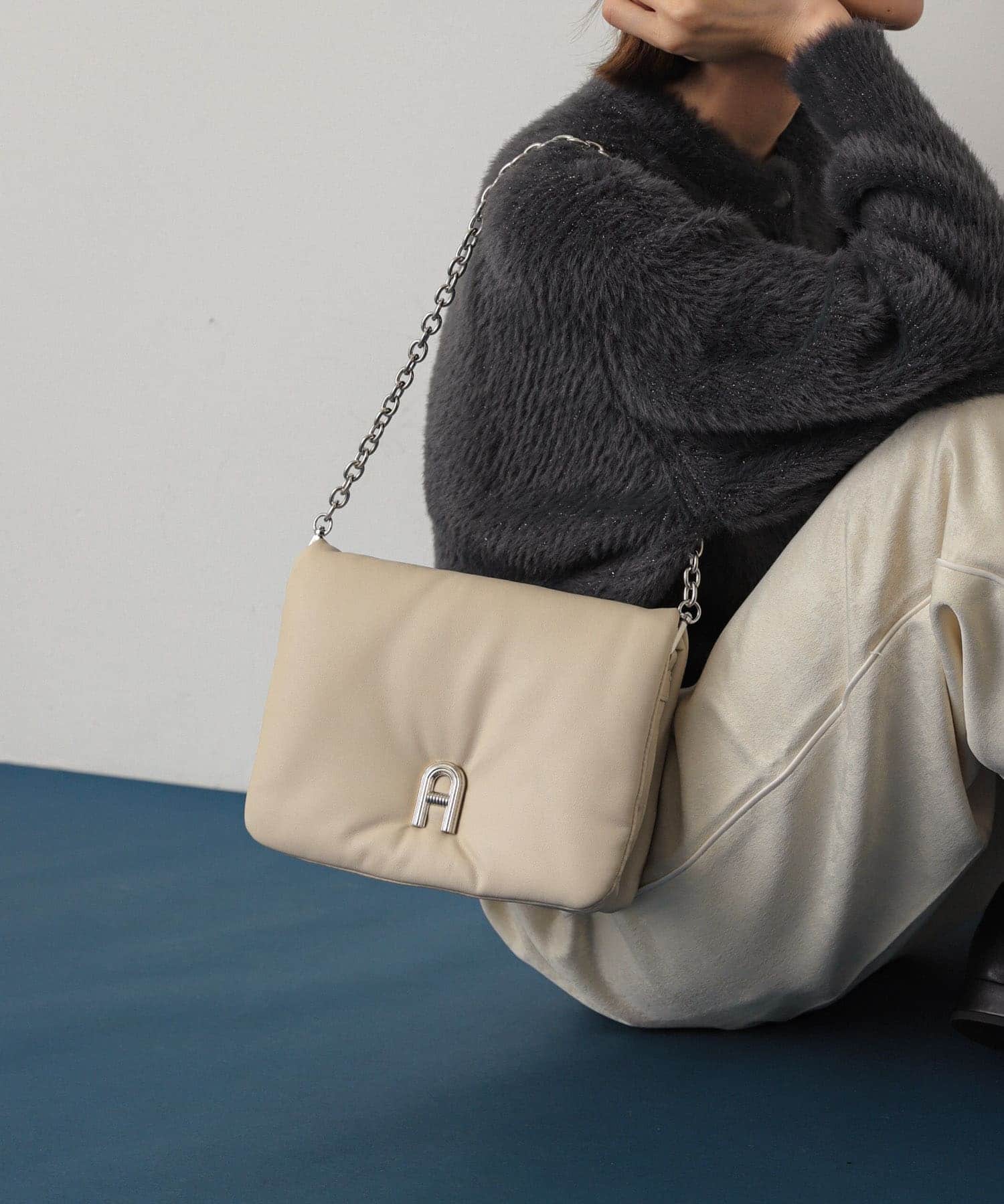 『一部WEB限定カラー』チェーンパフバッグ IVORY one