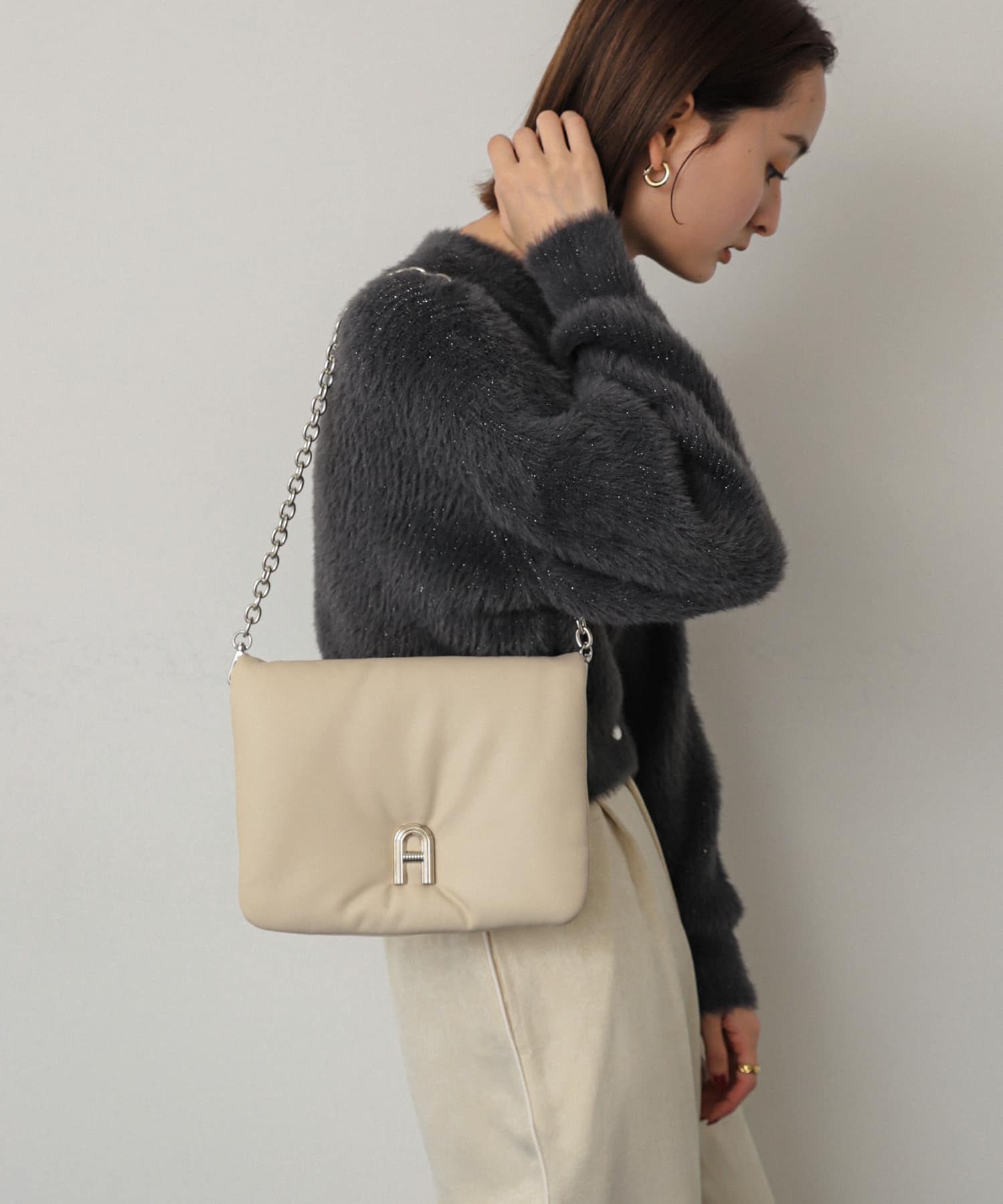 『一部WEB限定カラー』チェーンパフバッグ IVORY one