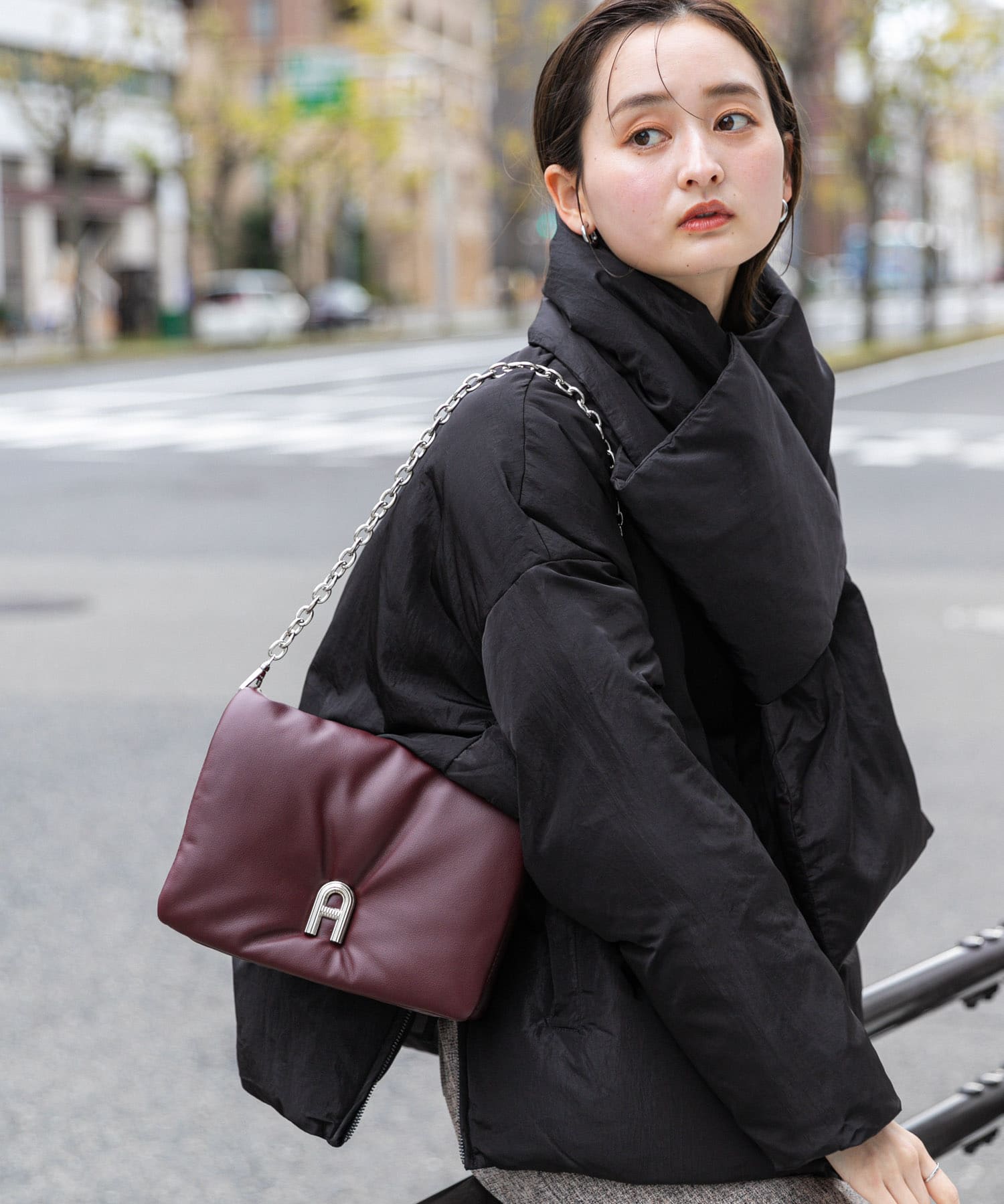 『一部WEB限定カラー』チェーンパフバッグ BURGUNDY one