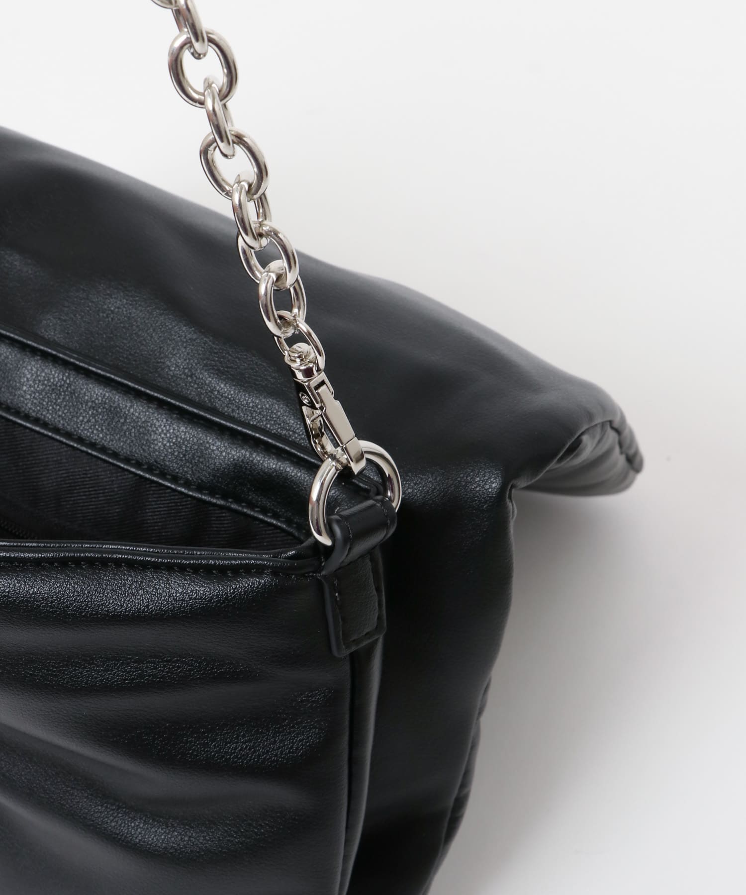 『一部WEB限定カラー』チェーンパフバッグ BLACK one