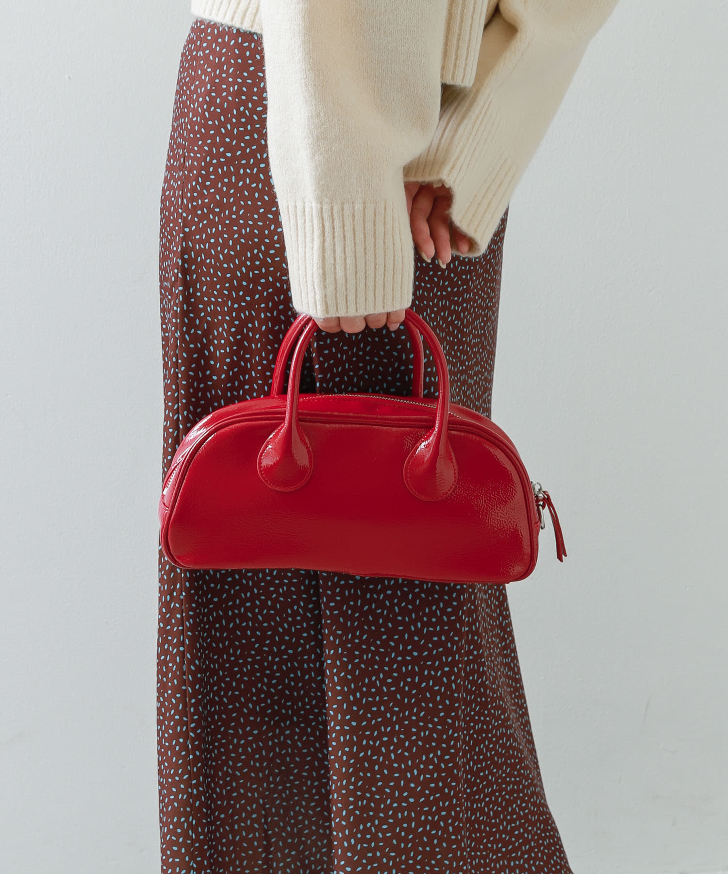 ラウンドスクエアボストンバッグ RED one