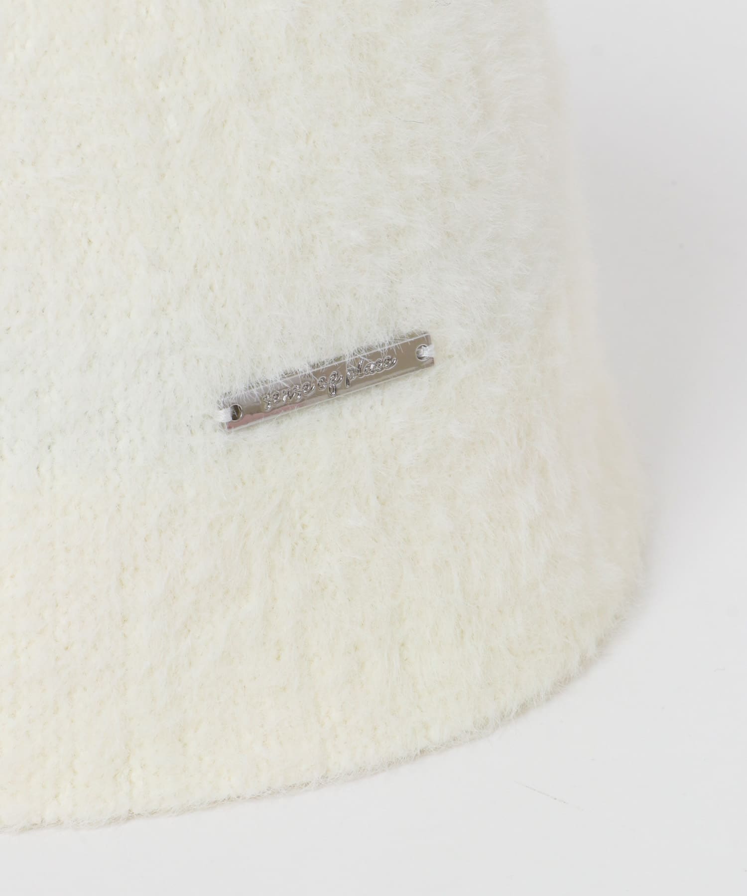 『WEB/一部店舗限定』プレートシャギーハット OFF WHITE one