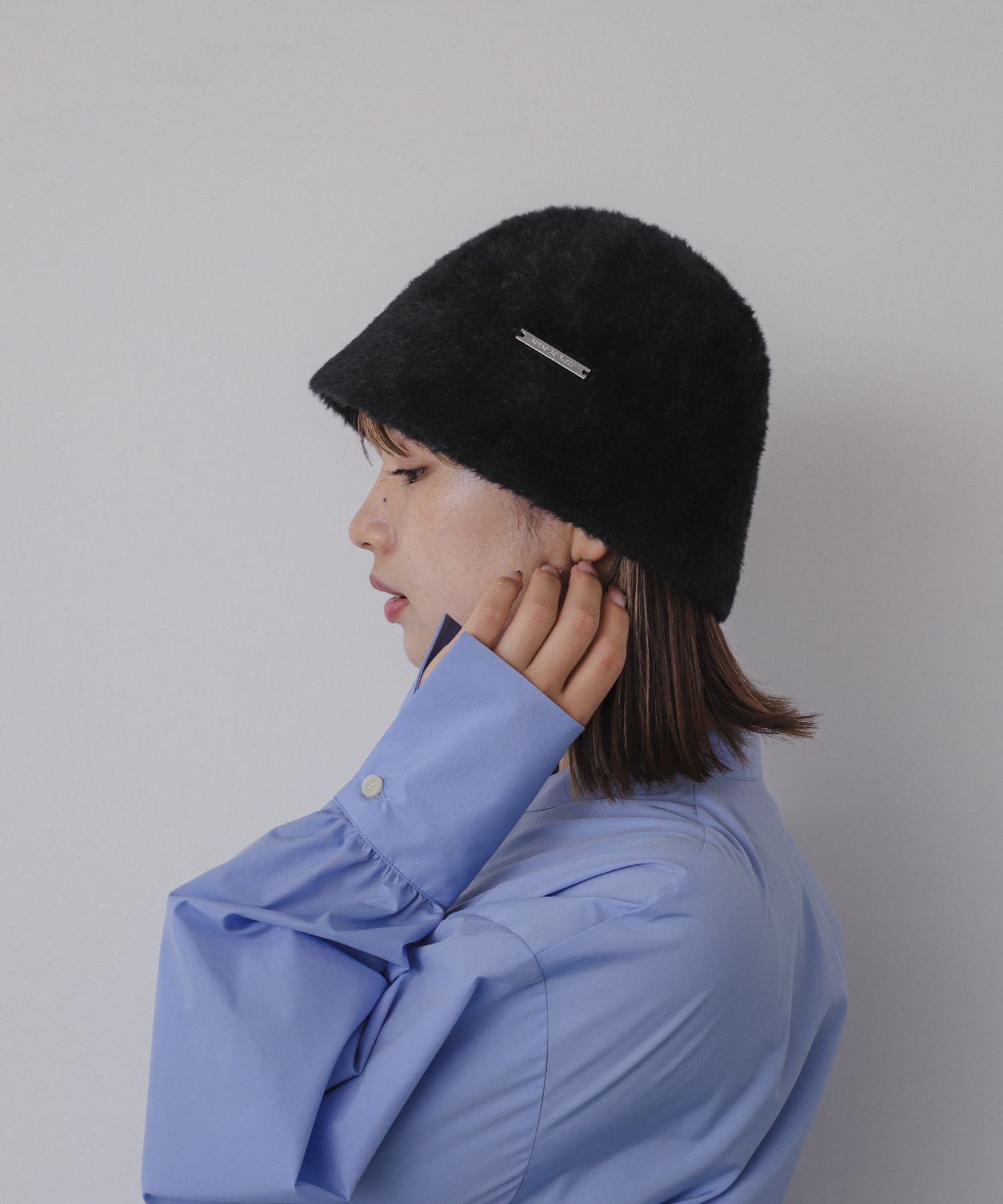 『WEB/一部店舗限定』プレートシャギーハット BLACK one