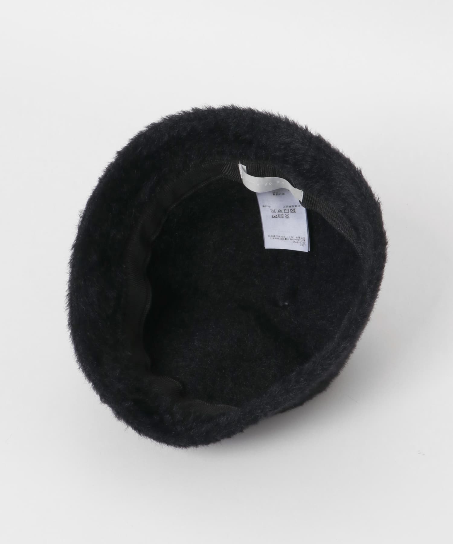 『WEB/一部店舗限定』プレートシャギーハット BLACK one