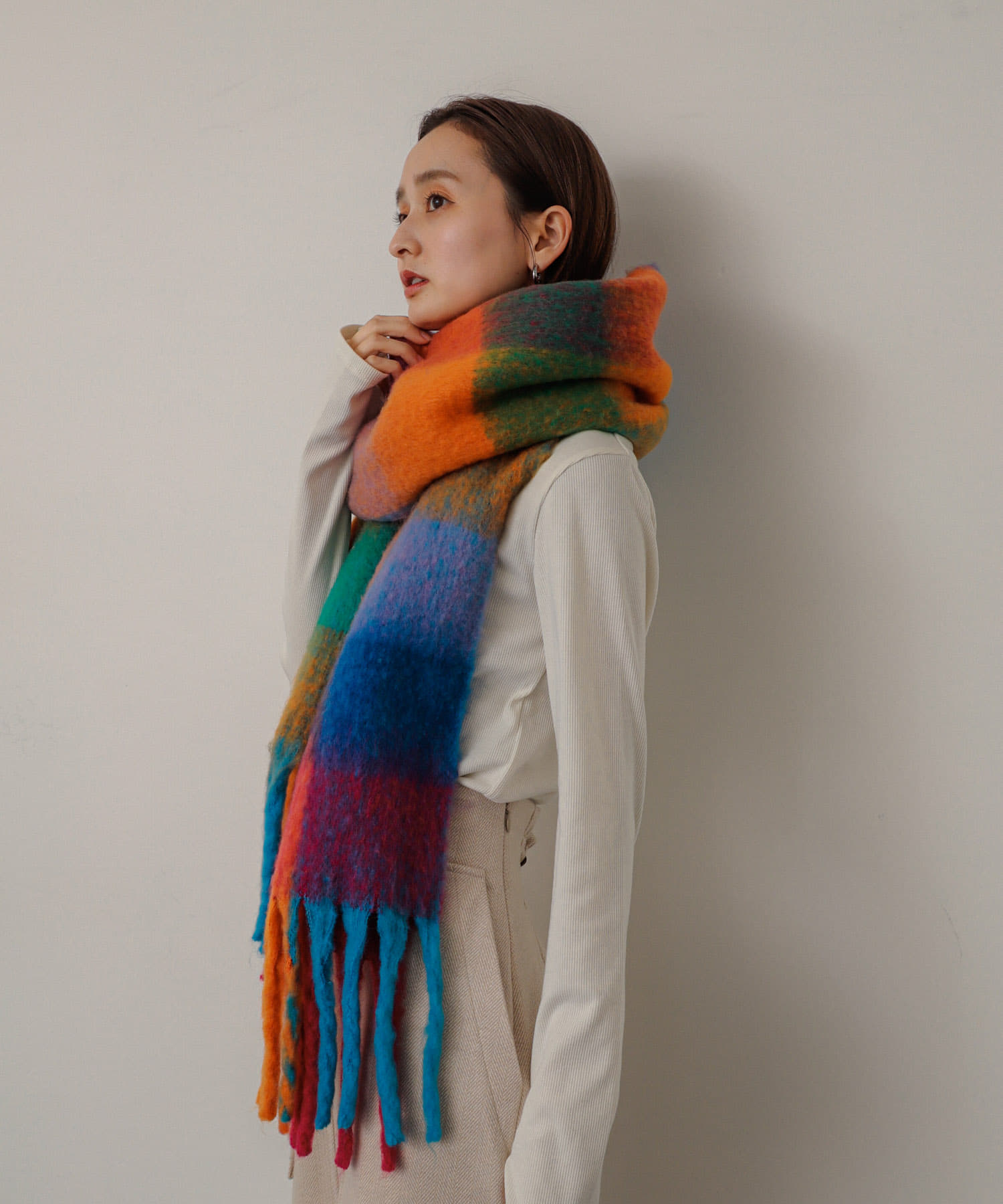COLORFUL