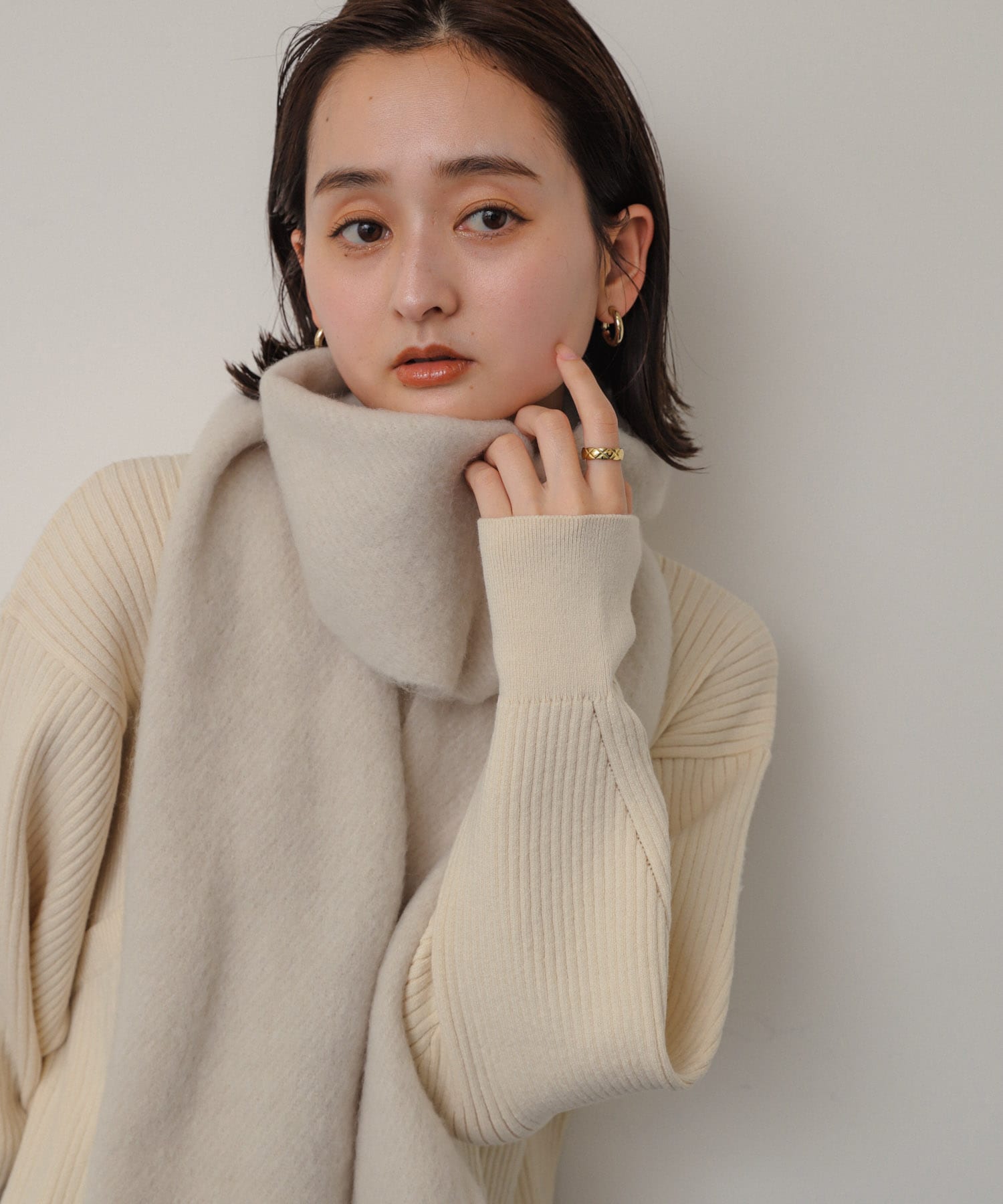 モヘアライクストール GREIGE one