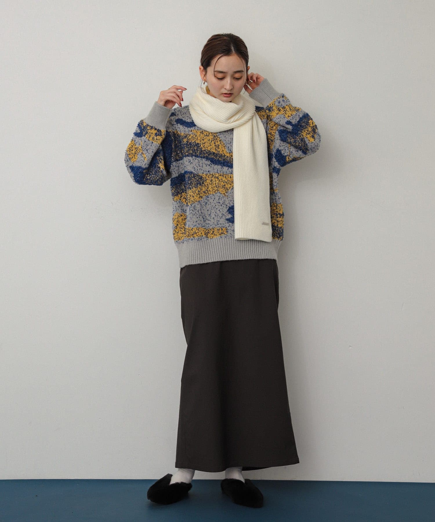 モチモチニットストール OFF WHITE one