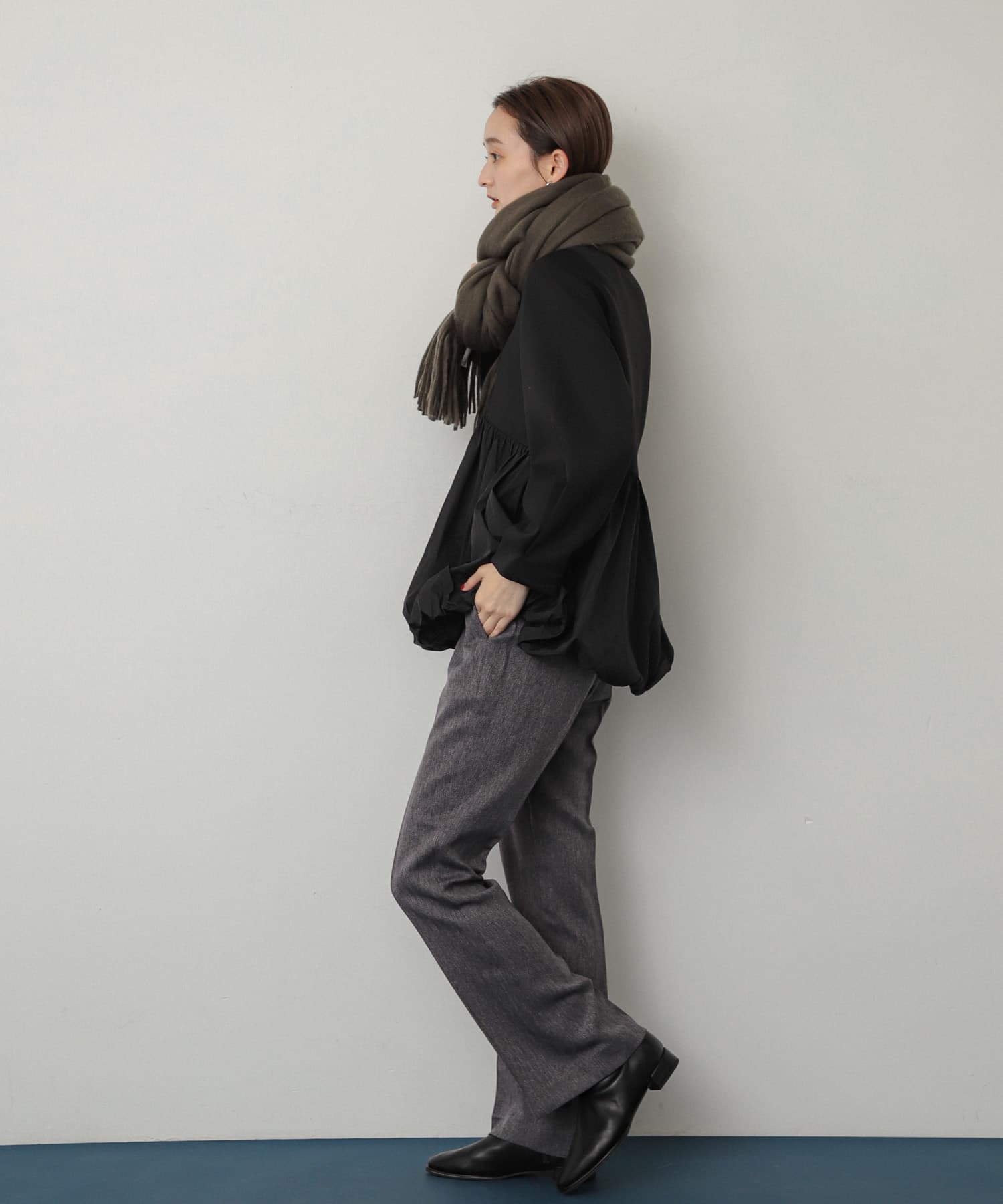 ニットフリンジストール KHAKI one