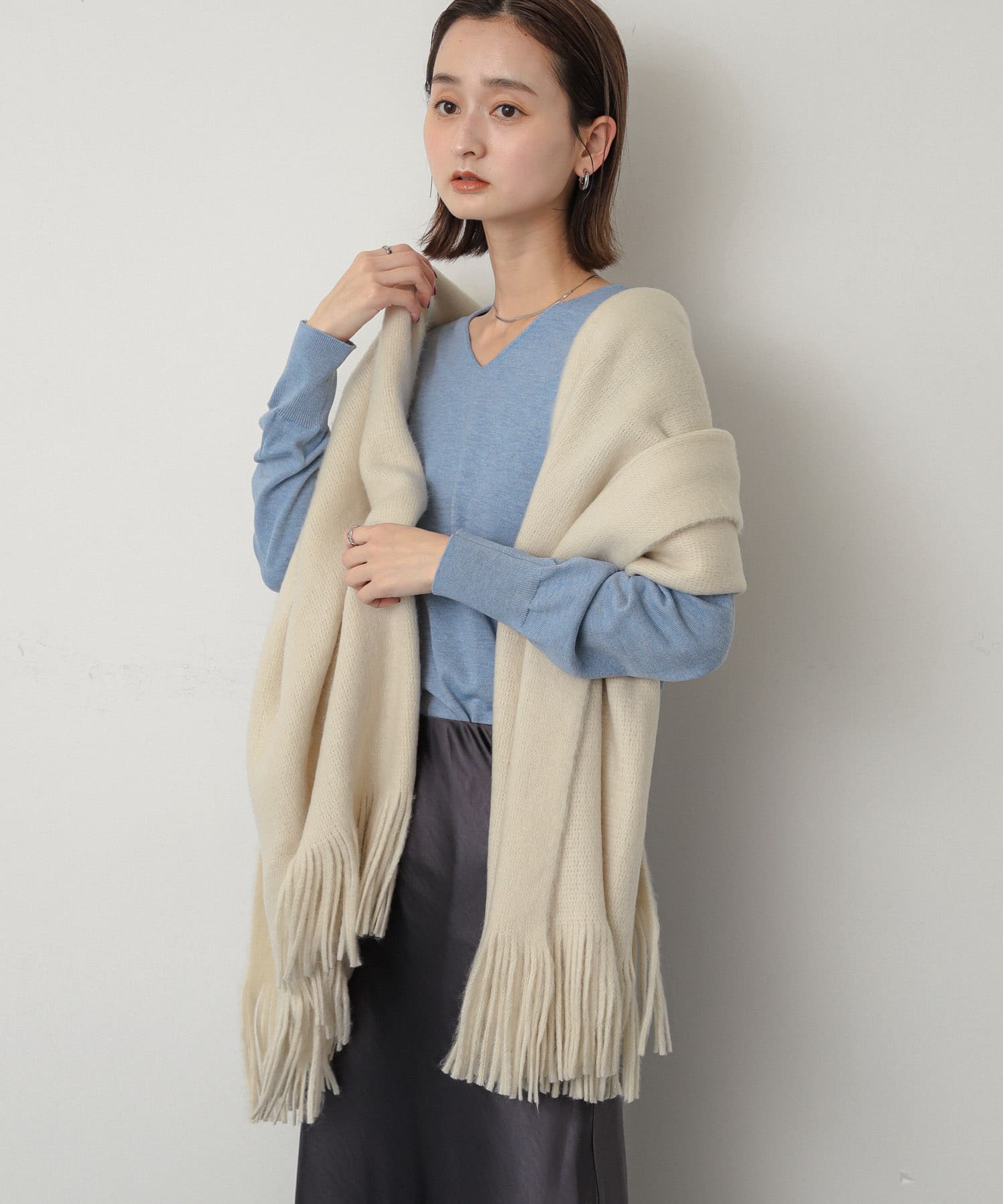 ニットフリンジストール IVORY one