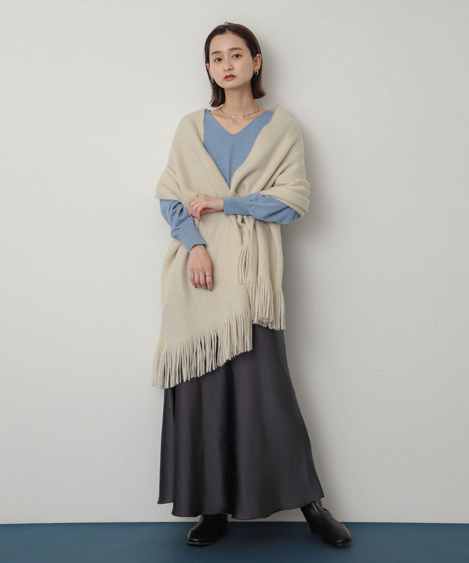 ニットフリンジストール IVORY one