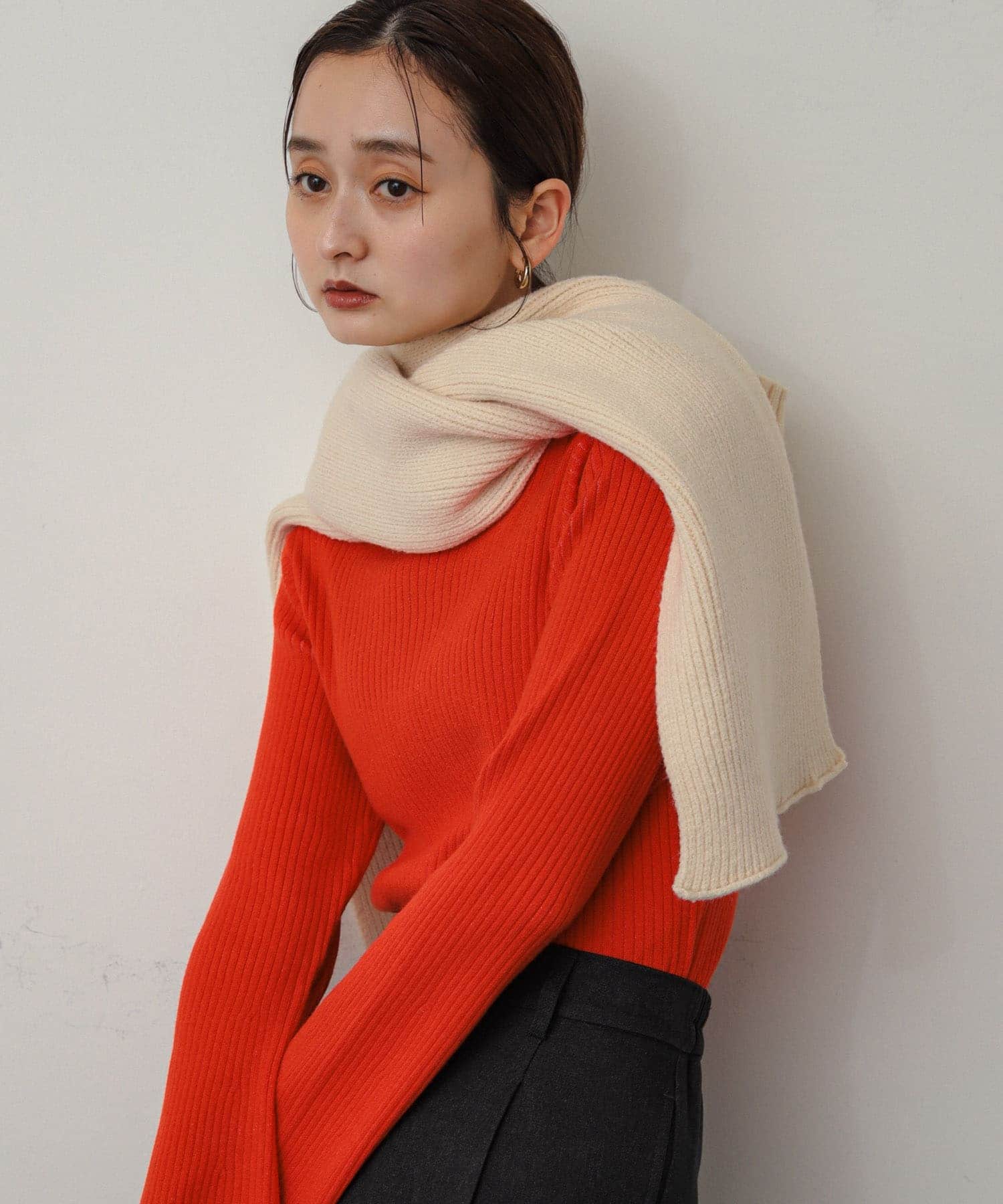フードツキニットストール IVORY one