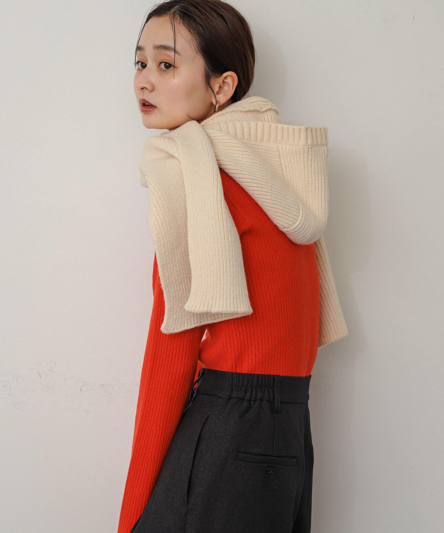 フードツキニットストール IVORY one
