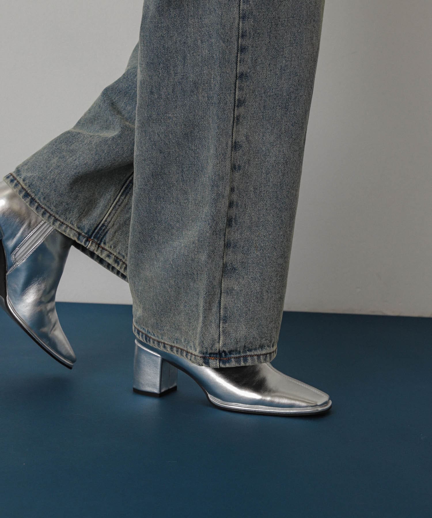 『消臭』スクエアトウセンターシームストレッチブーツ SILVER S