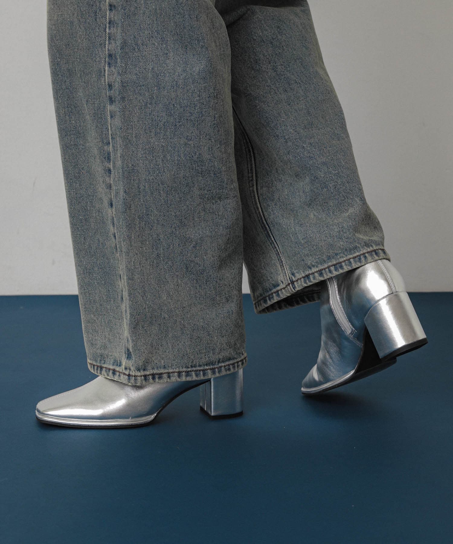 『消臭』スクエアトウセンターシームストレッチブーツ SILVER S