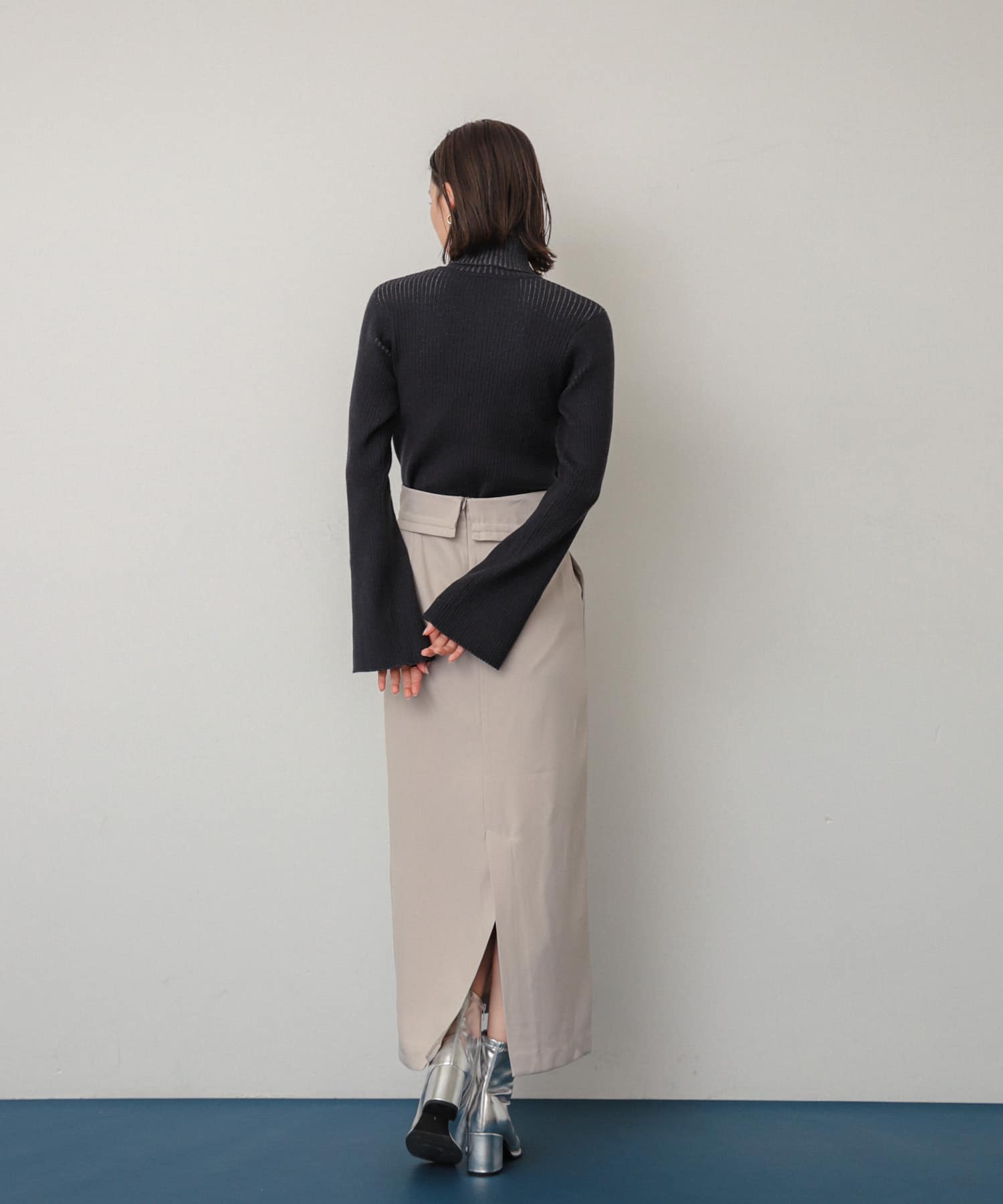 『消臭』スクエアトウセンターシームストレッチブーツ SILVER M