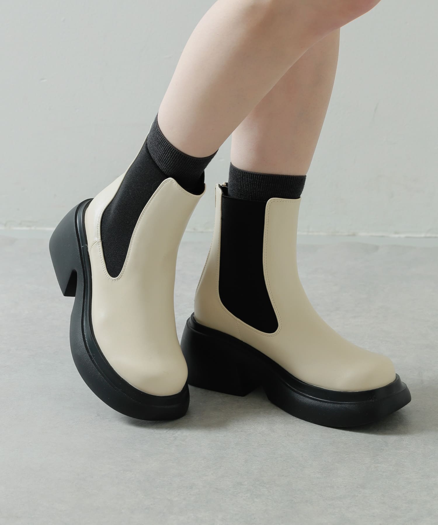 『消臭』サイドゴアボリュームソールブーツ IVORY S