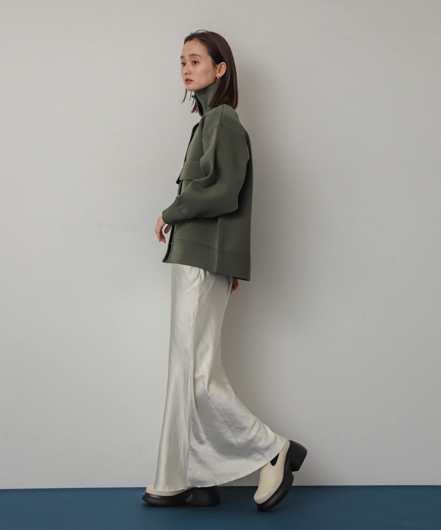 『消臭』サイドゴアボリュームソールブーツ IVORY M