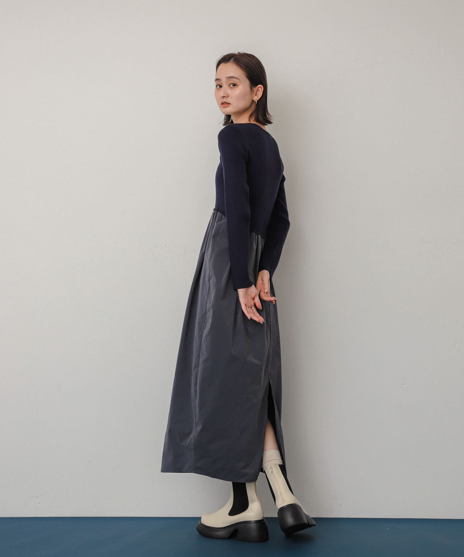 『消臭』サイドゴアボリュームソールブーツ IVORY M