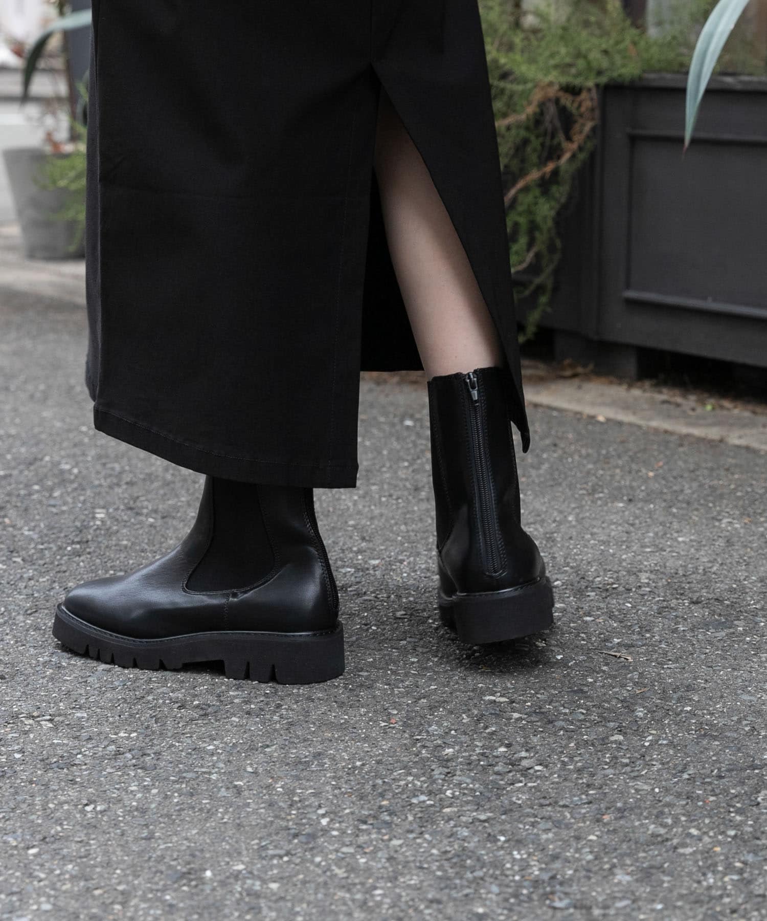BLACK