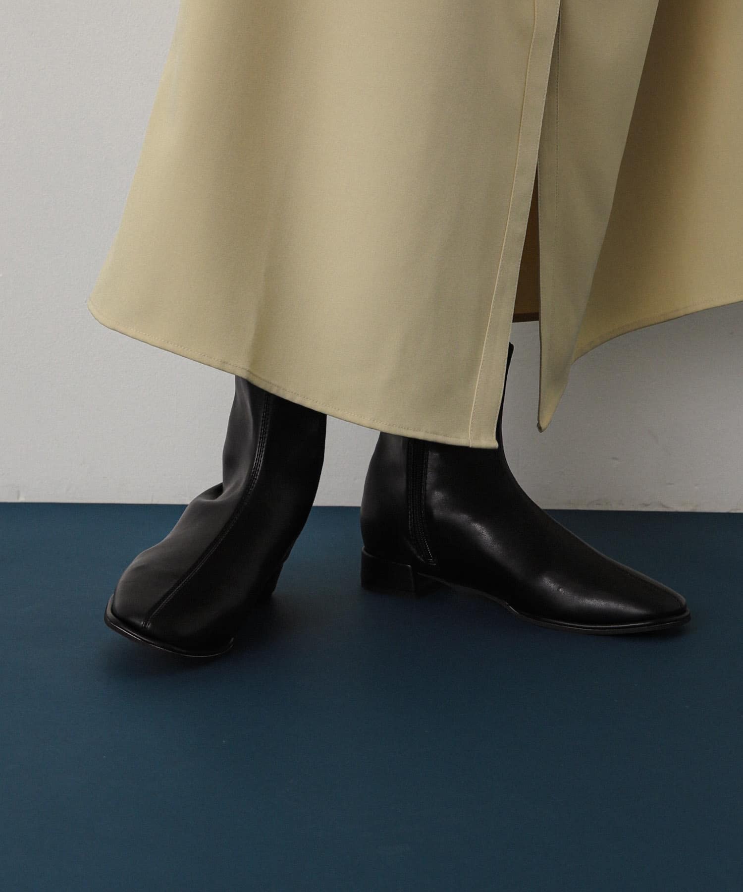 スクエアトゥセンターシームストレッチローブーツ BLACK S