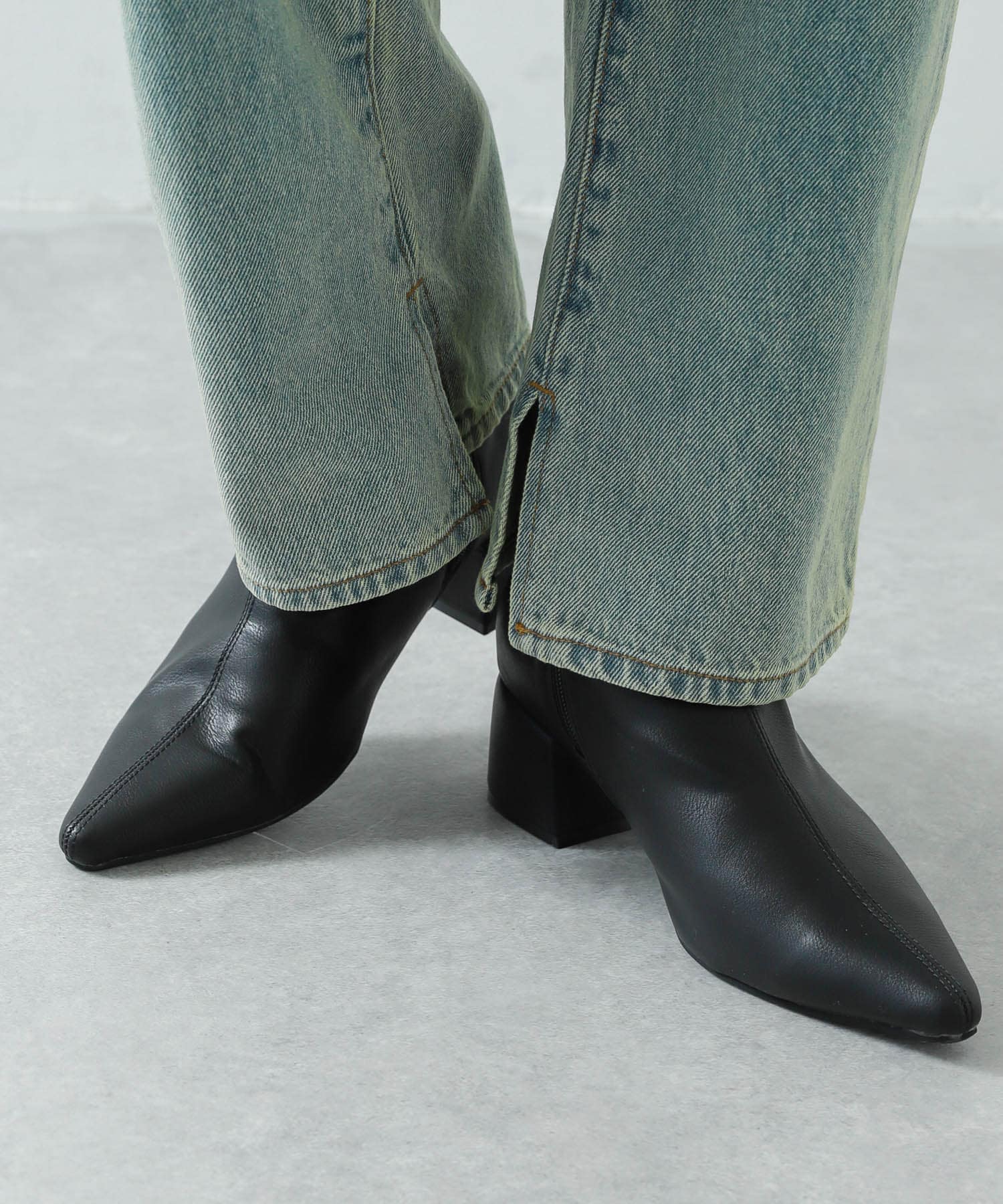 センターシームポインテッドブーツ