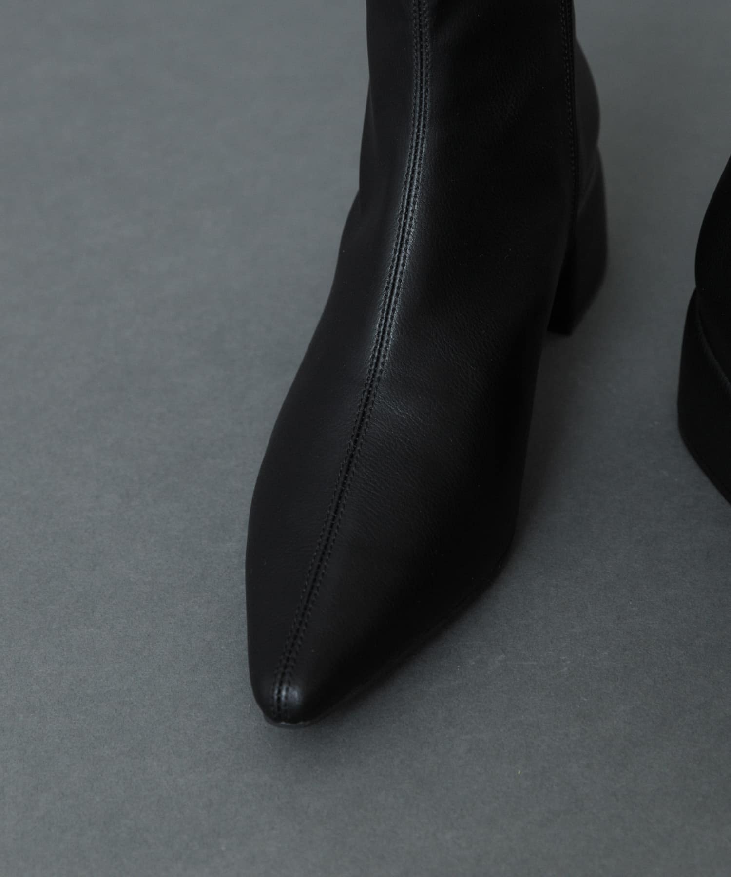 センターシームポインテッドブーツ BLACK M
