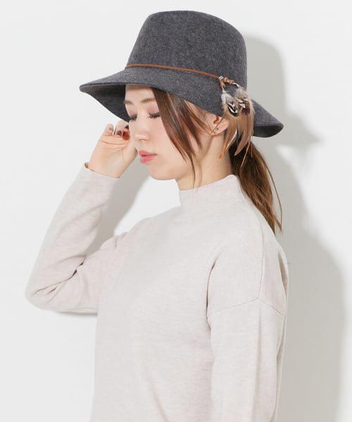 RB フェザー付中折れフェルトハット∴ BLACK FREE