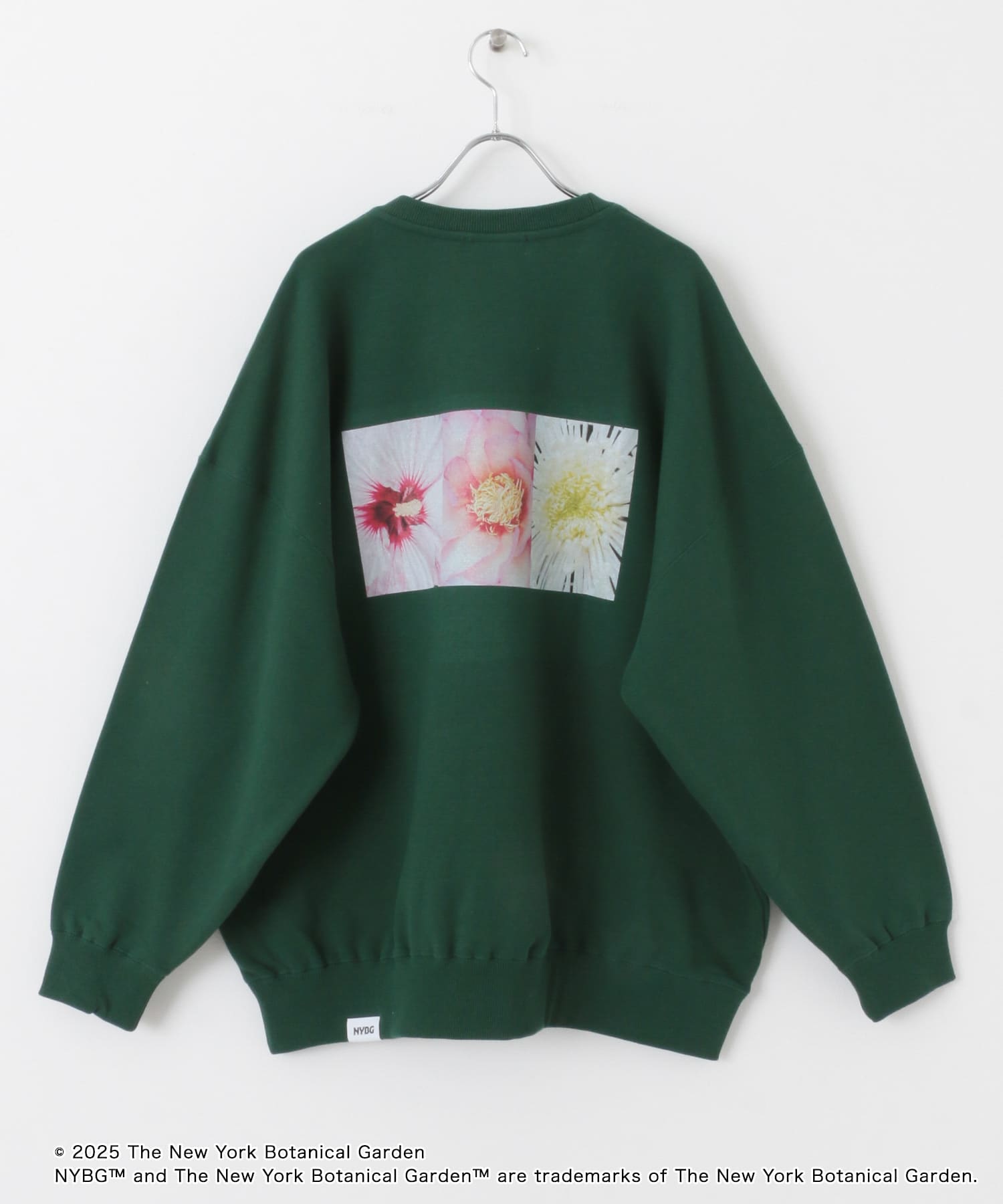 GREEN