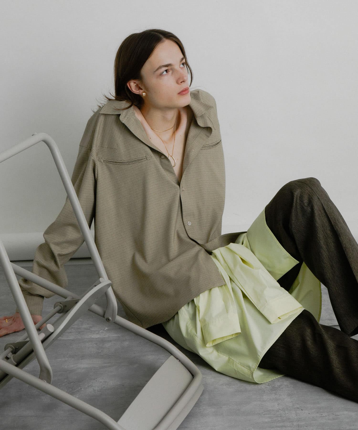 KHAKI