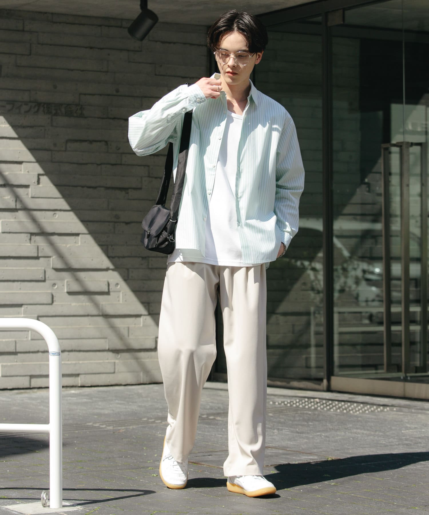 MNT×WHT