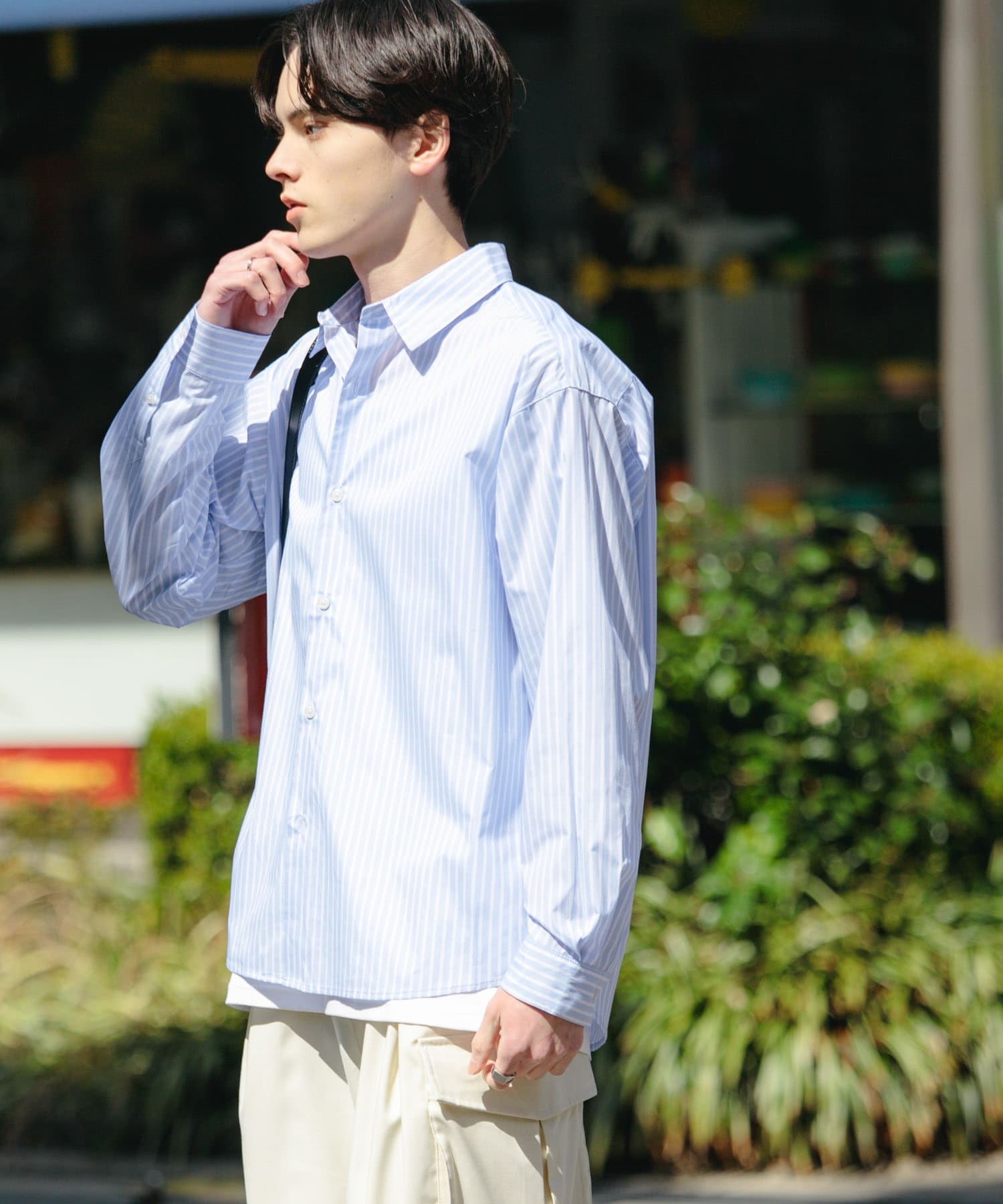 BLU×WHT