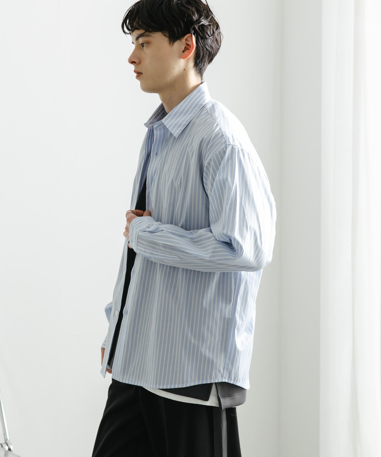 BLU×WHT