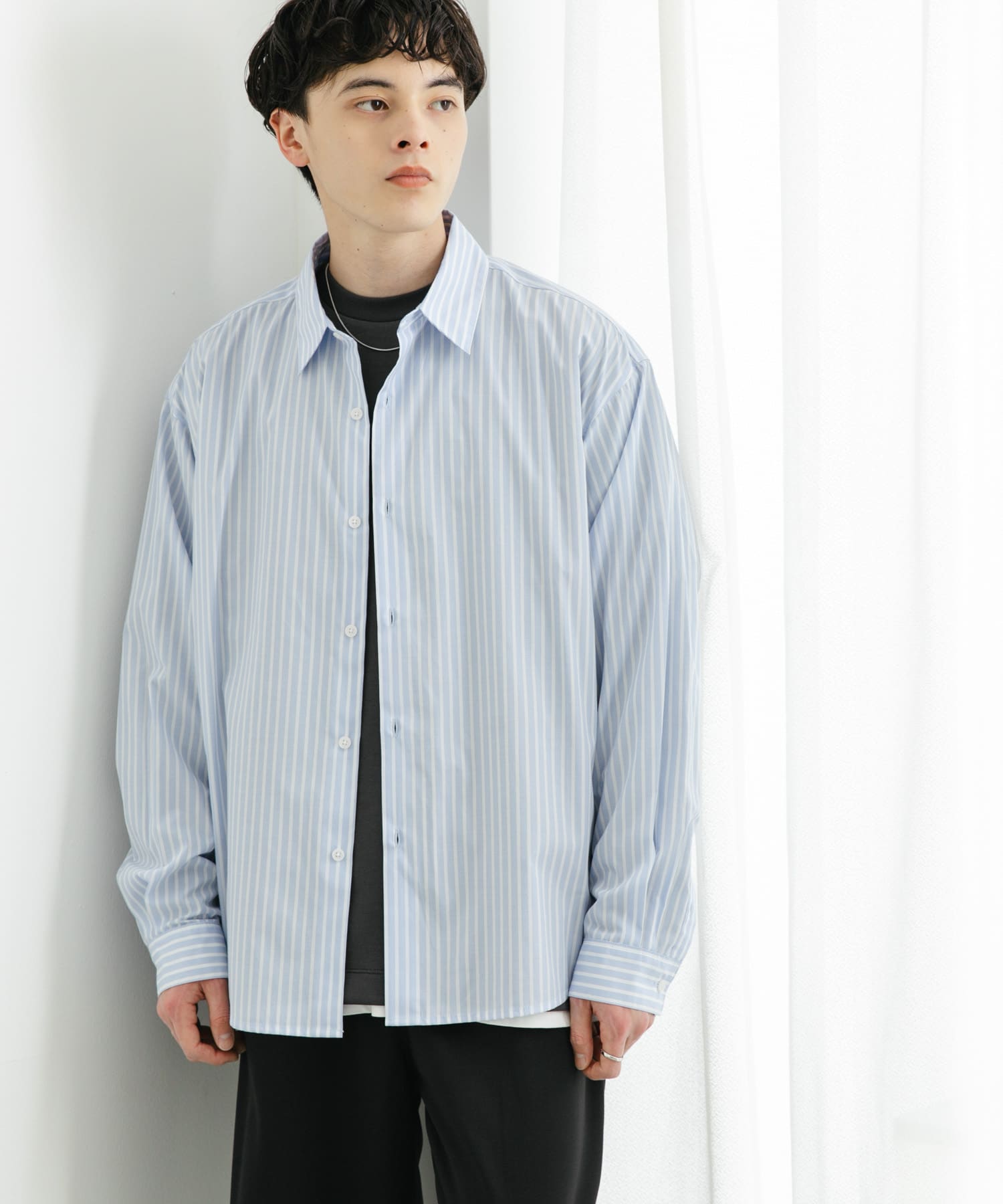 BLU×WHT