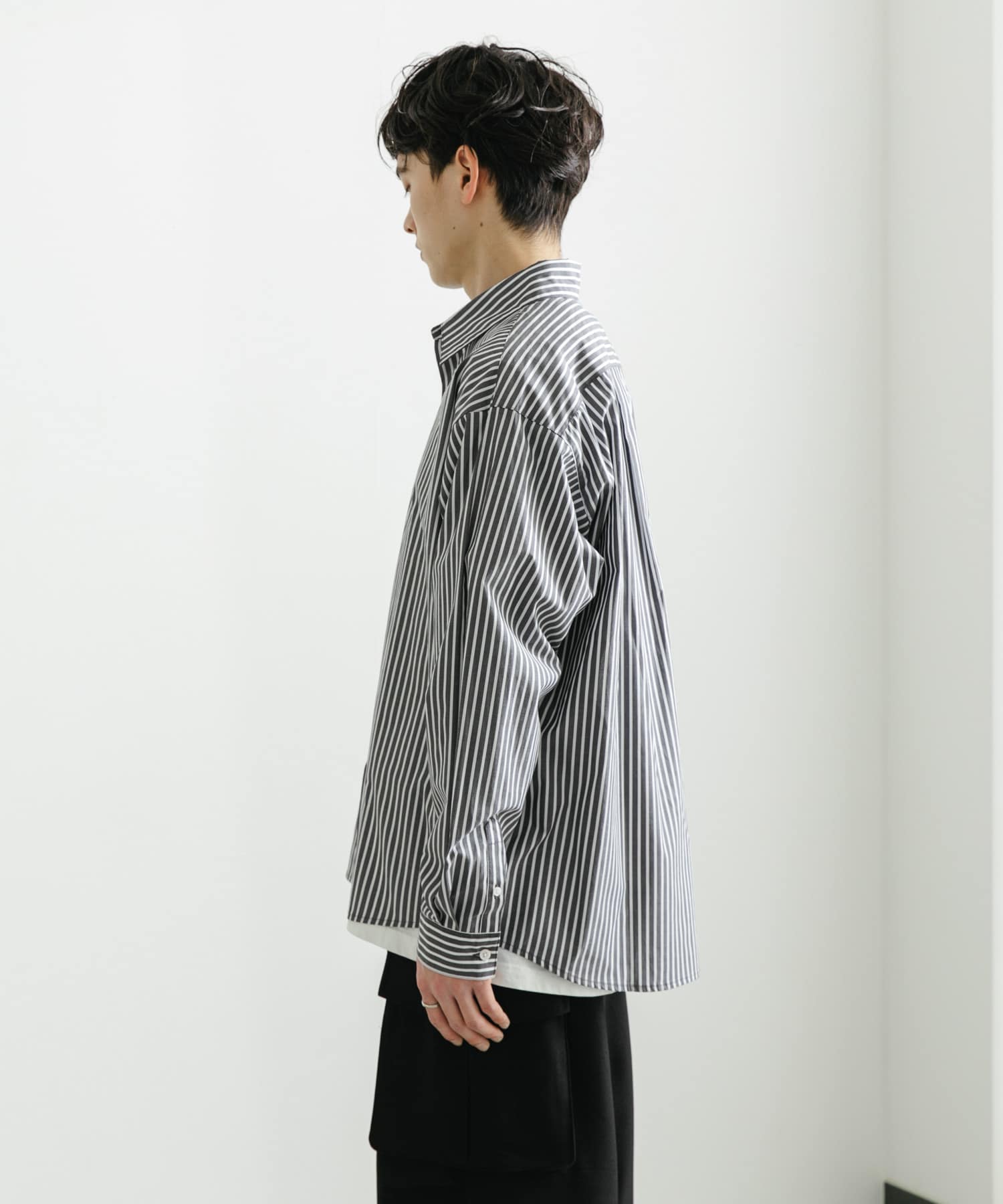 BLK×WHT