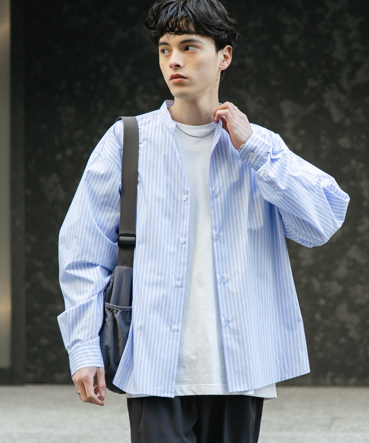 BLU×WHT