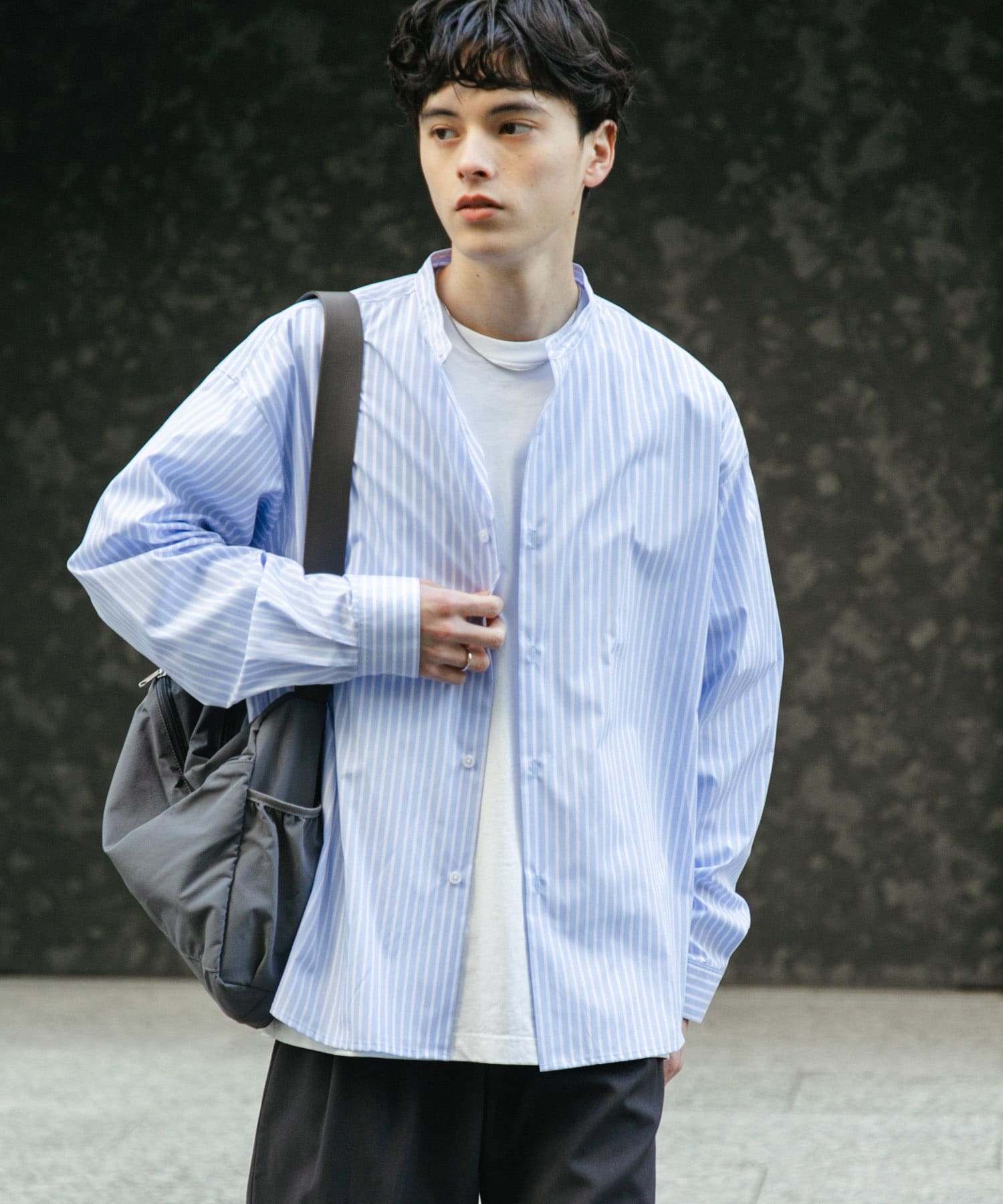 BLU×WHT