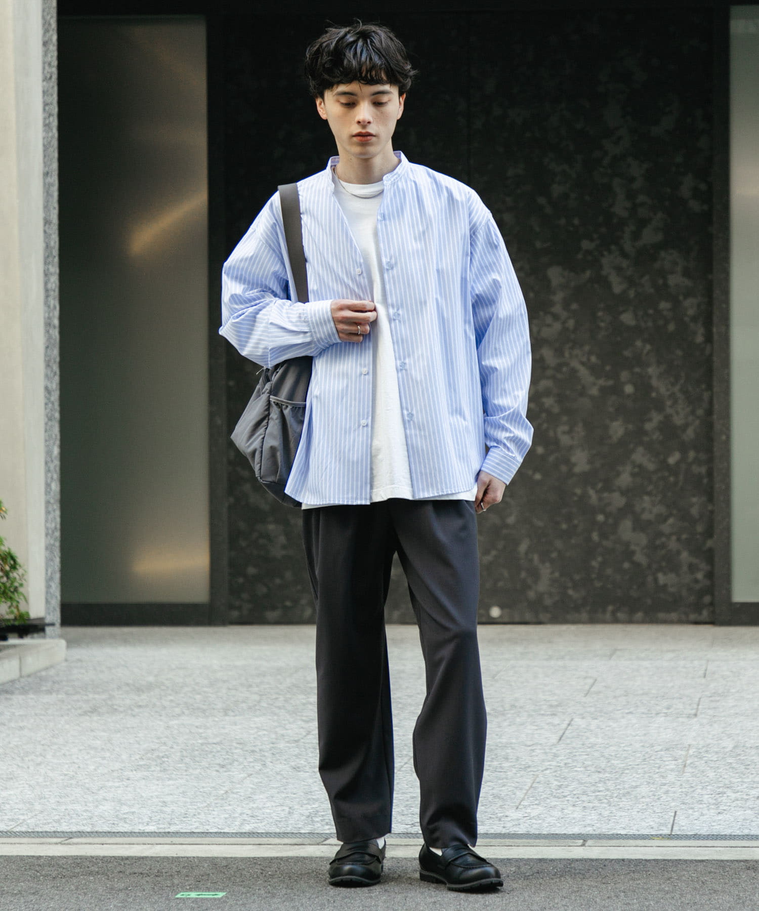 BLU×WHT