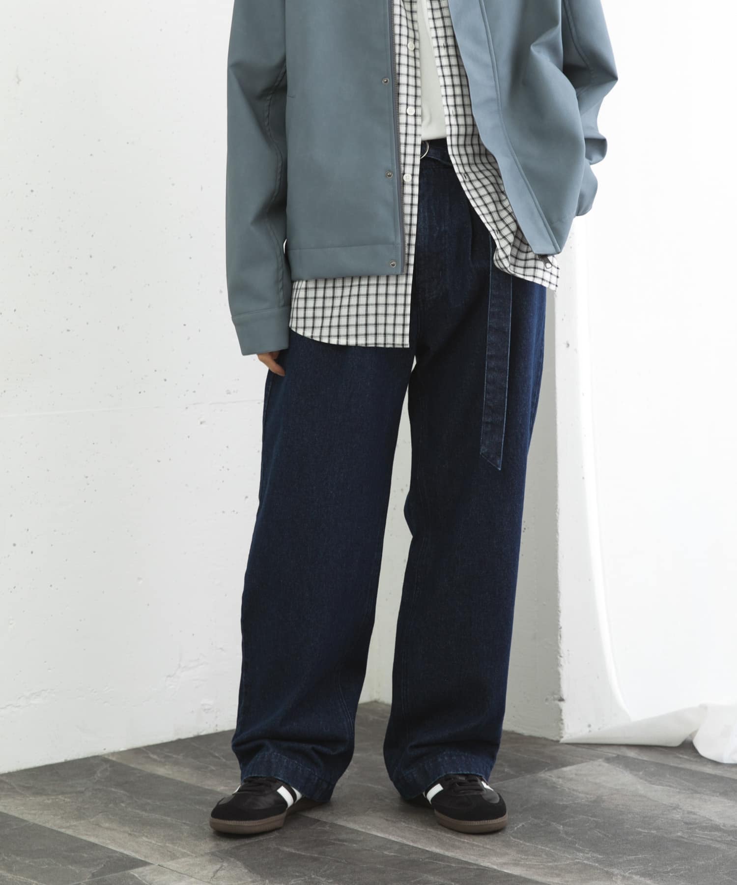 アソートベルテッドストレートパンツ